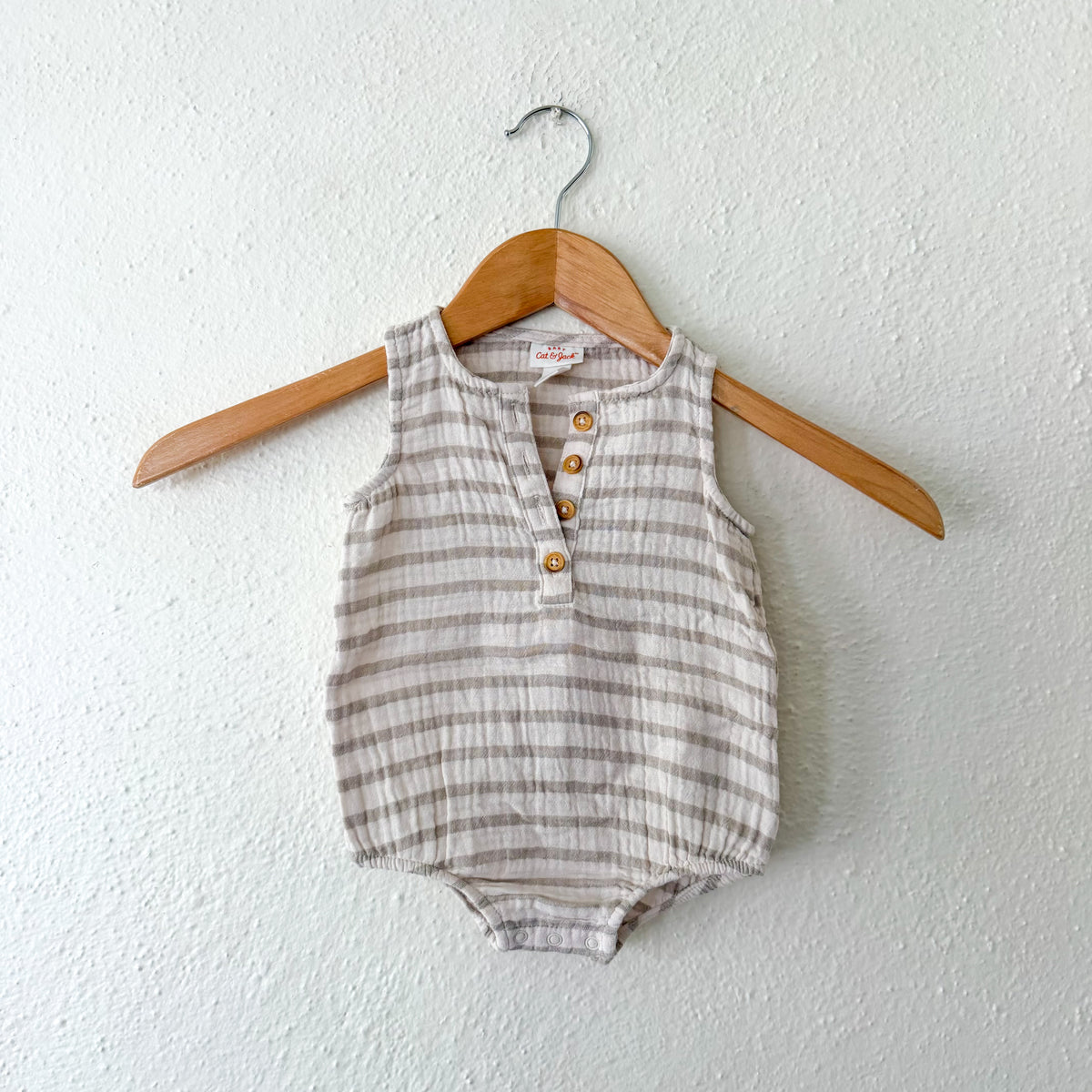 Cat & Jack Tan Cream Stripe Gauze Sleeveless Bubble Romper | 0-3m