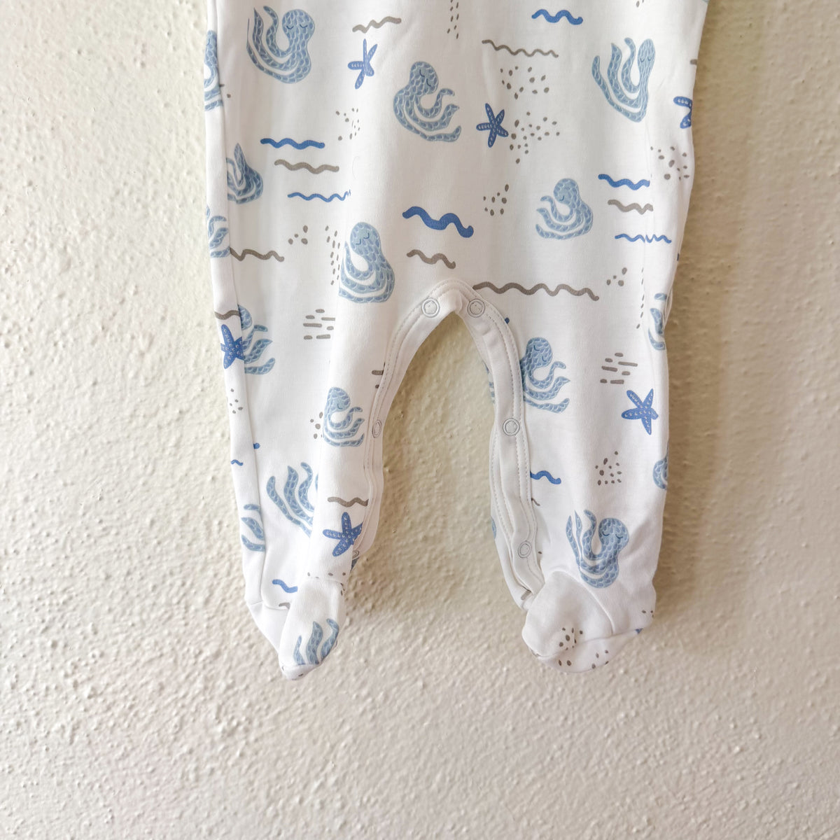 Feather Baby Cream Ocean Print Pima Cotton Long Sleeve Snap Footed Sleeper | 3-6m