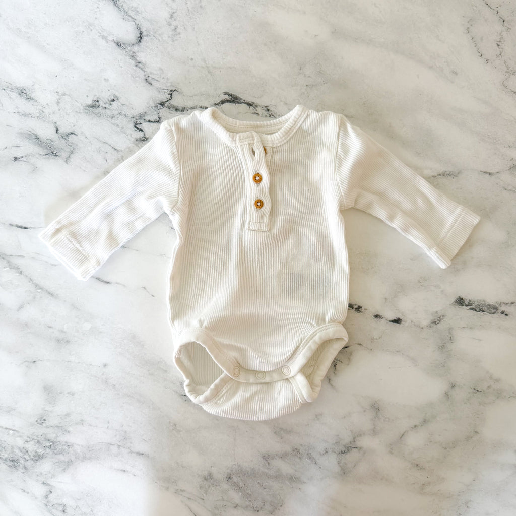 H&M Organic Cotton Cream Textured Stripe Long Sleeve Bodysuit | Premie