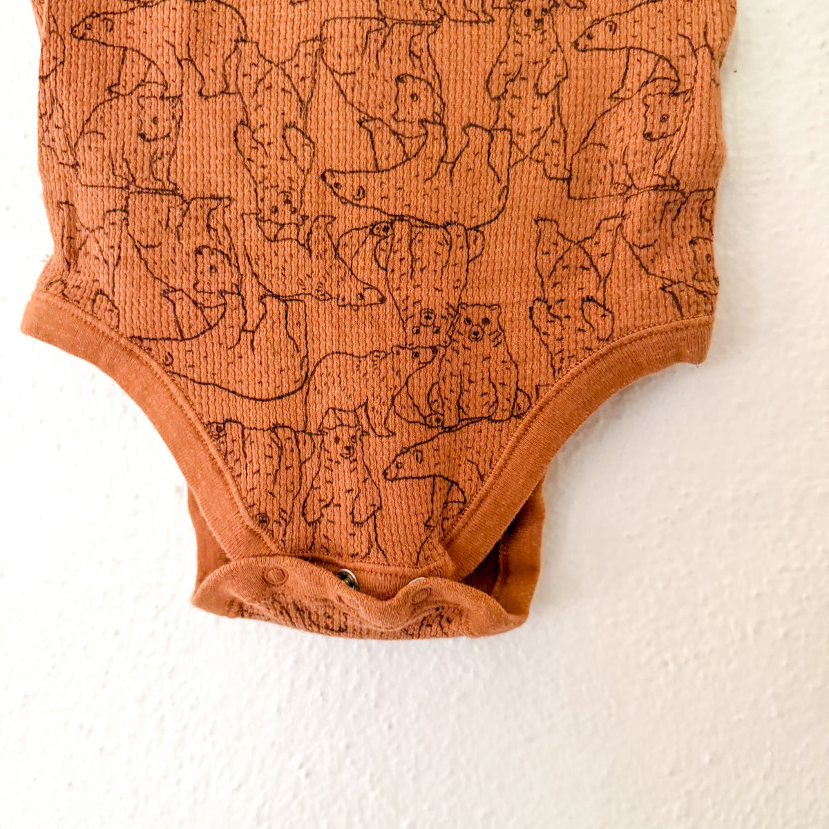 Old Navy Brown Bear Textured Cotton Long Sleeve Bodysuit | 6-12m