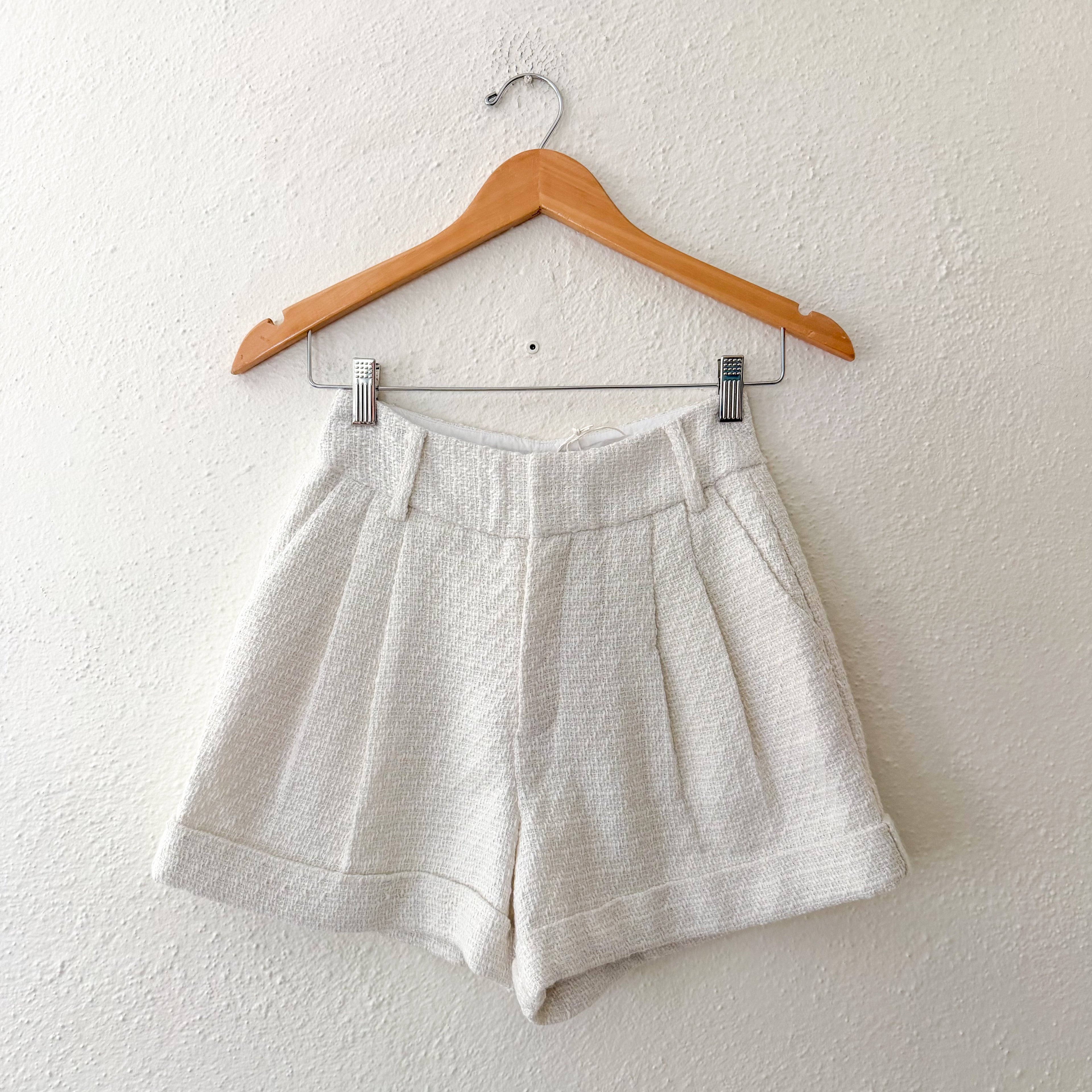NA-KD Tweed Mid-Rise Pleat Detail Shorts in White | 34/2