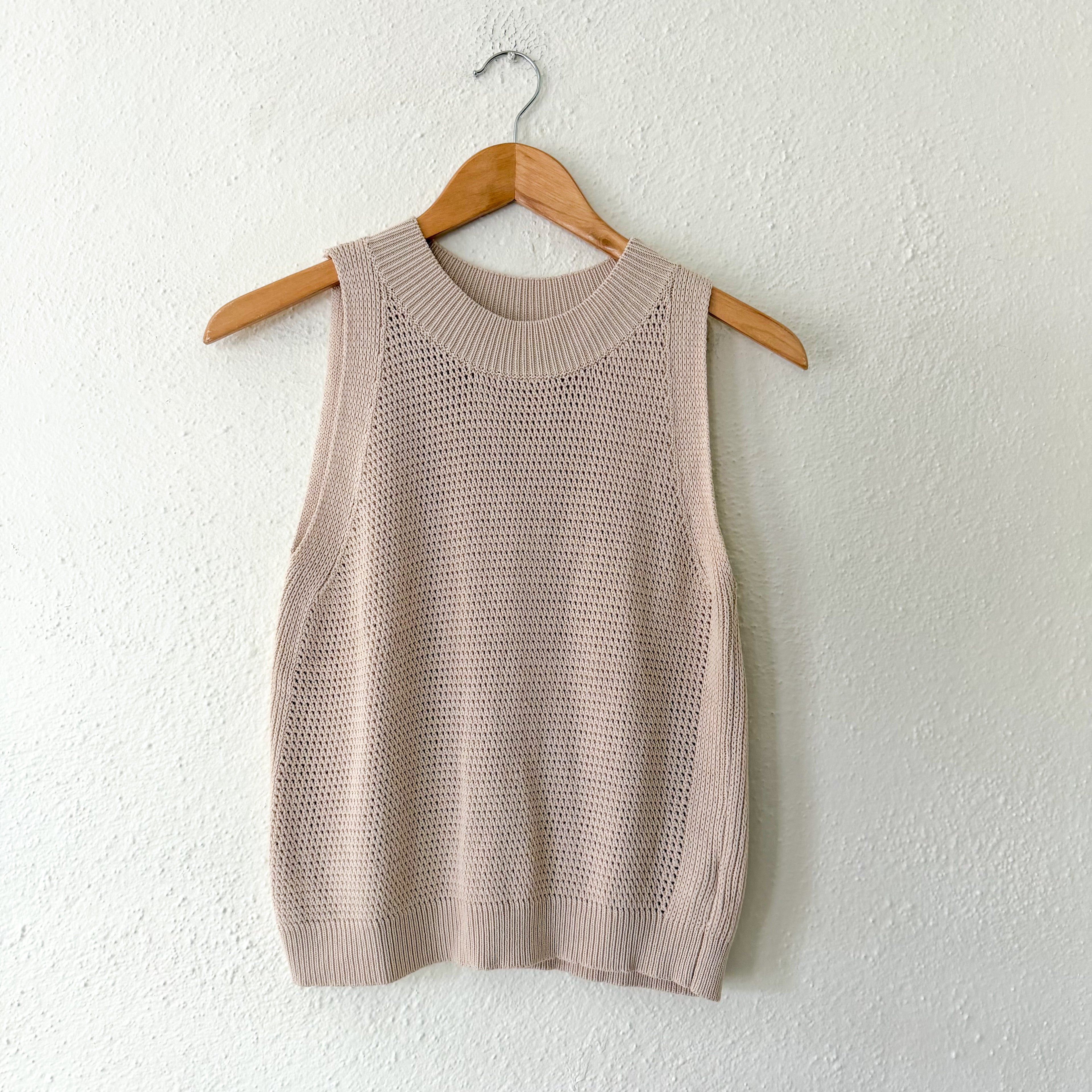 Commense Sleeveless Mockneck Sweater Top in Neutral Beige | XS