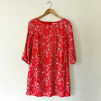 Old Navy Red Whimsical Flora & Fauna 3/4 Sleeve Shift Dress | XS