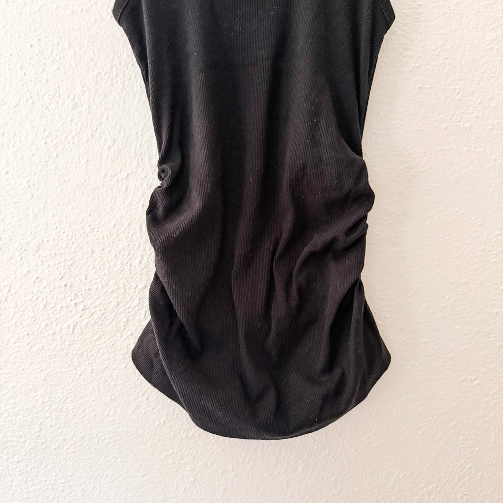 Old Navy Maternity First Layer Scoop-Neck Ribbed Tank Top in Black Jack | XS