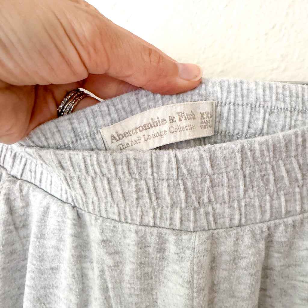 Abercrombie & Fitch Loungewear Collection Long Sleeve Sleep Set in Heather Grey | XXS