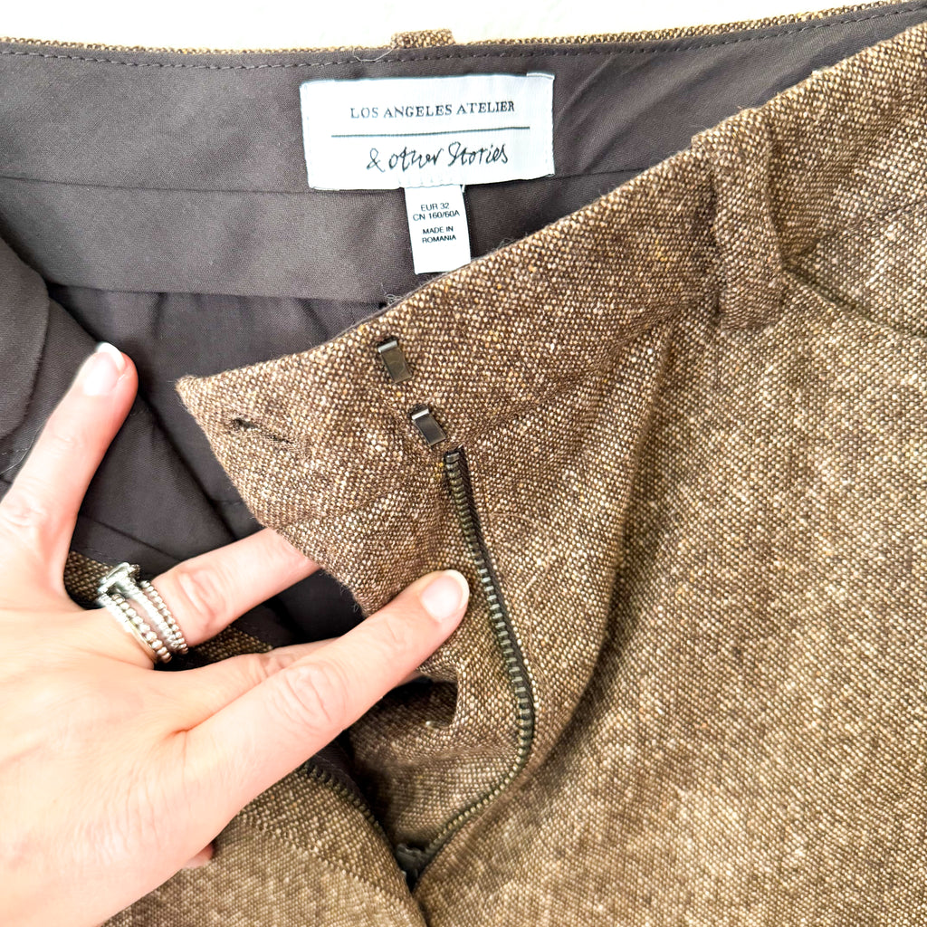 & Other Stories Straight Tailored Wool Blend Trouser in Mole Brown | 0