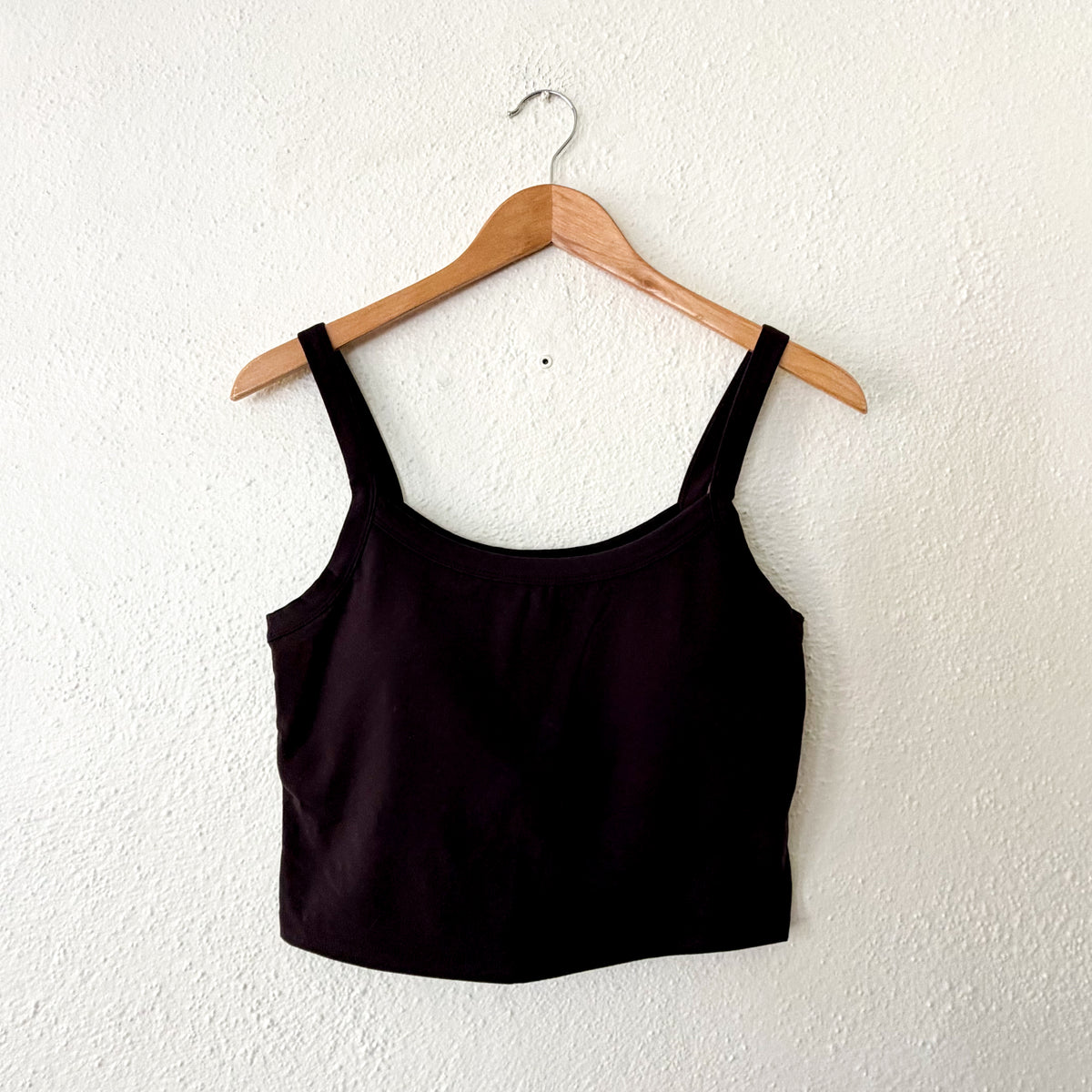 Nuuds Elevate Scoop Crop Top Tank Top in Eggplant | M