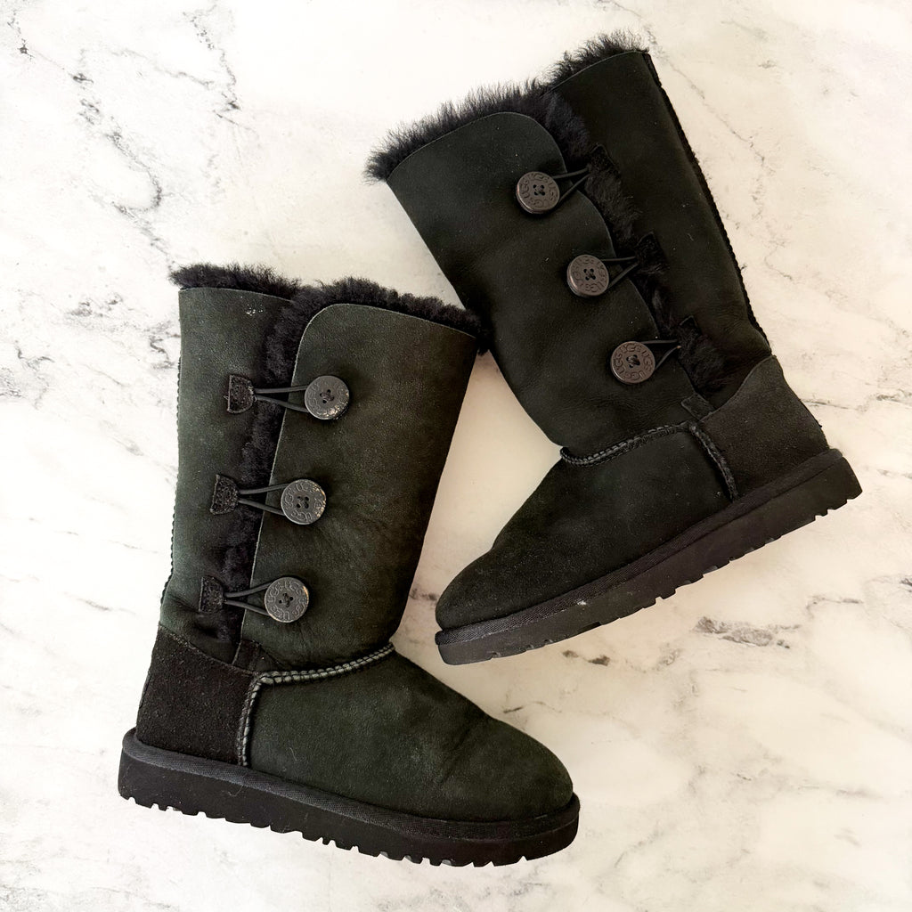 UGG Australia Black Sheepskin Bailey Button Triplet Boots | 2Y