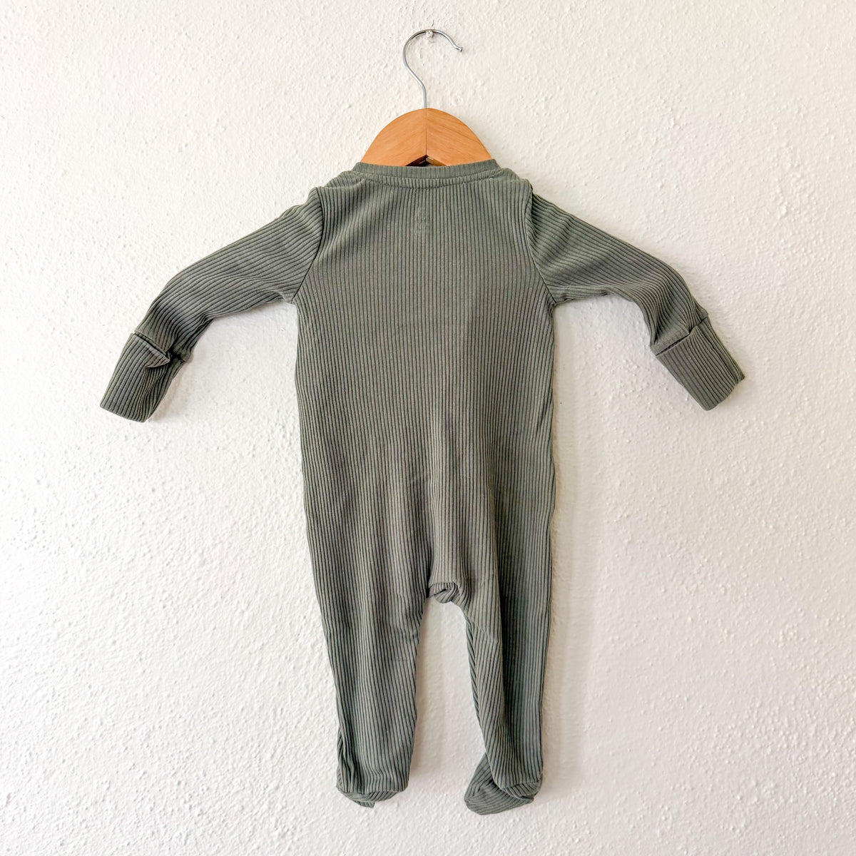 Baby Gap Olive Green Textured 2-Way Zipper Footed Sleeper | 0-3m