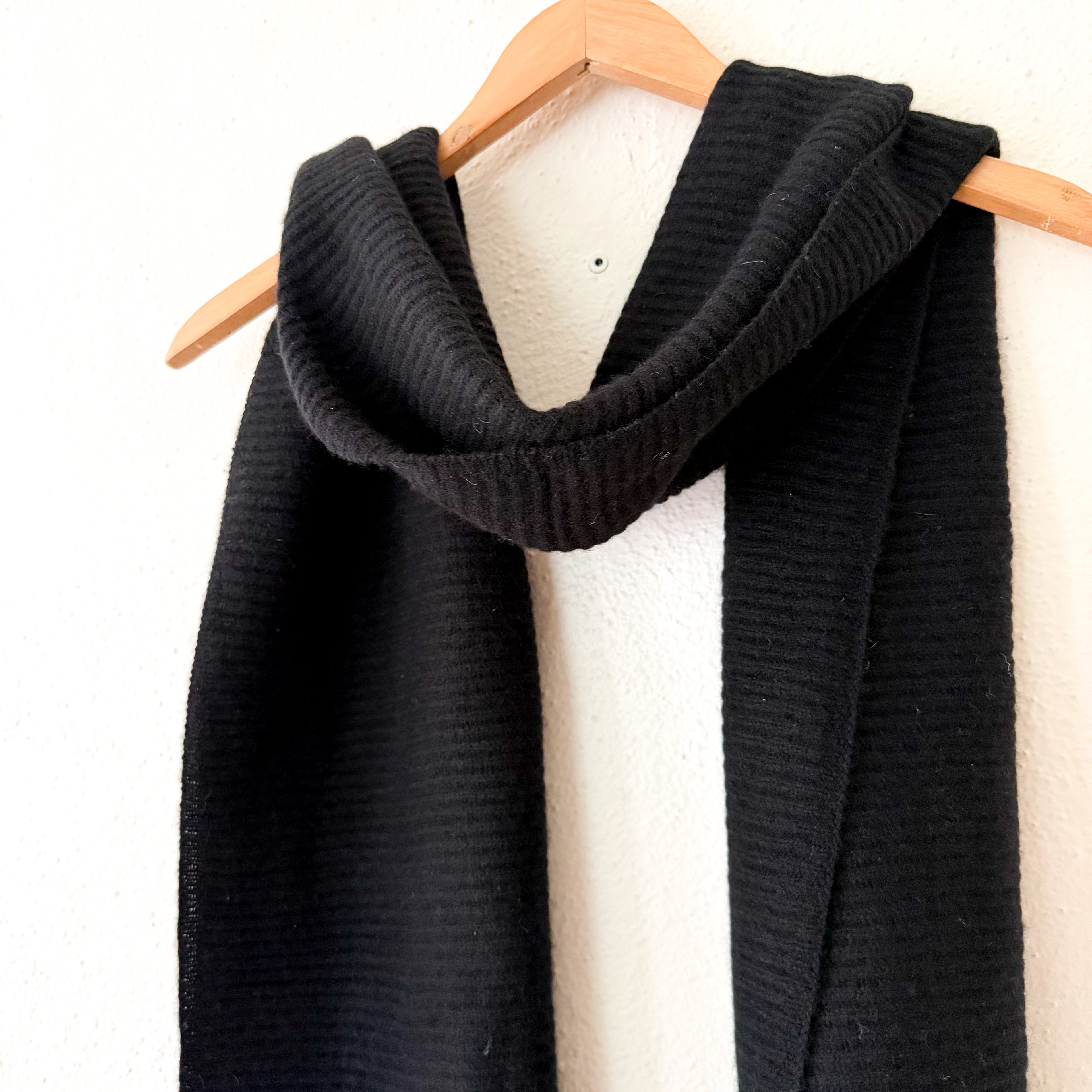 COS 100% Cashmere Black Ribbed Knit Shawl Scarf