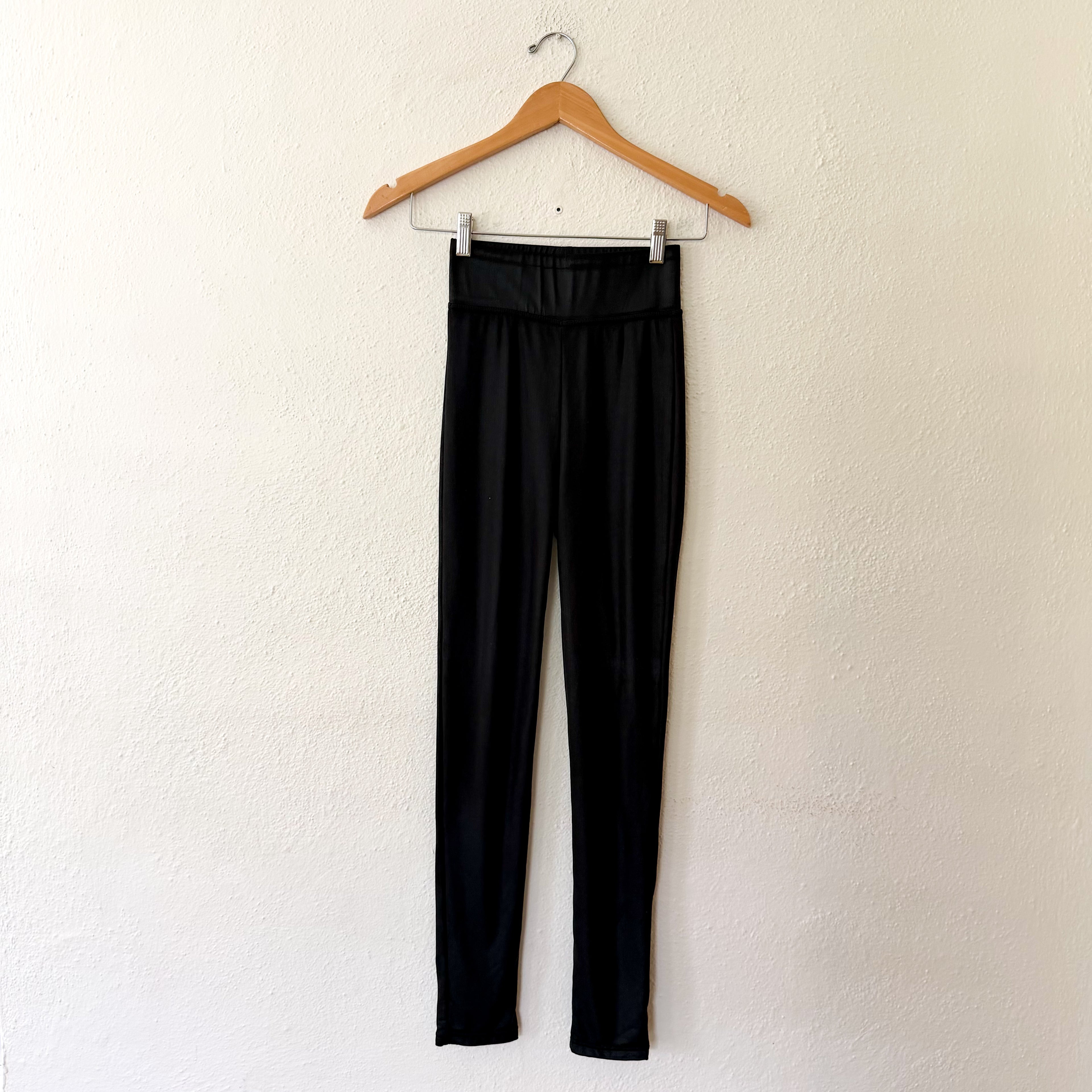 Plush Apparel Black Fleece Lined Leggings | XS