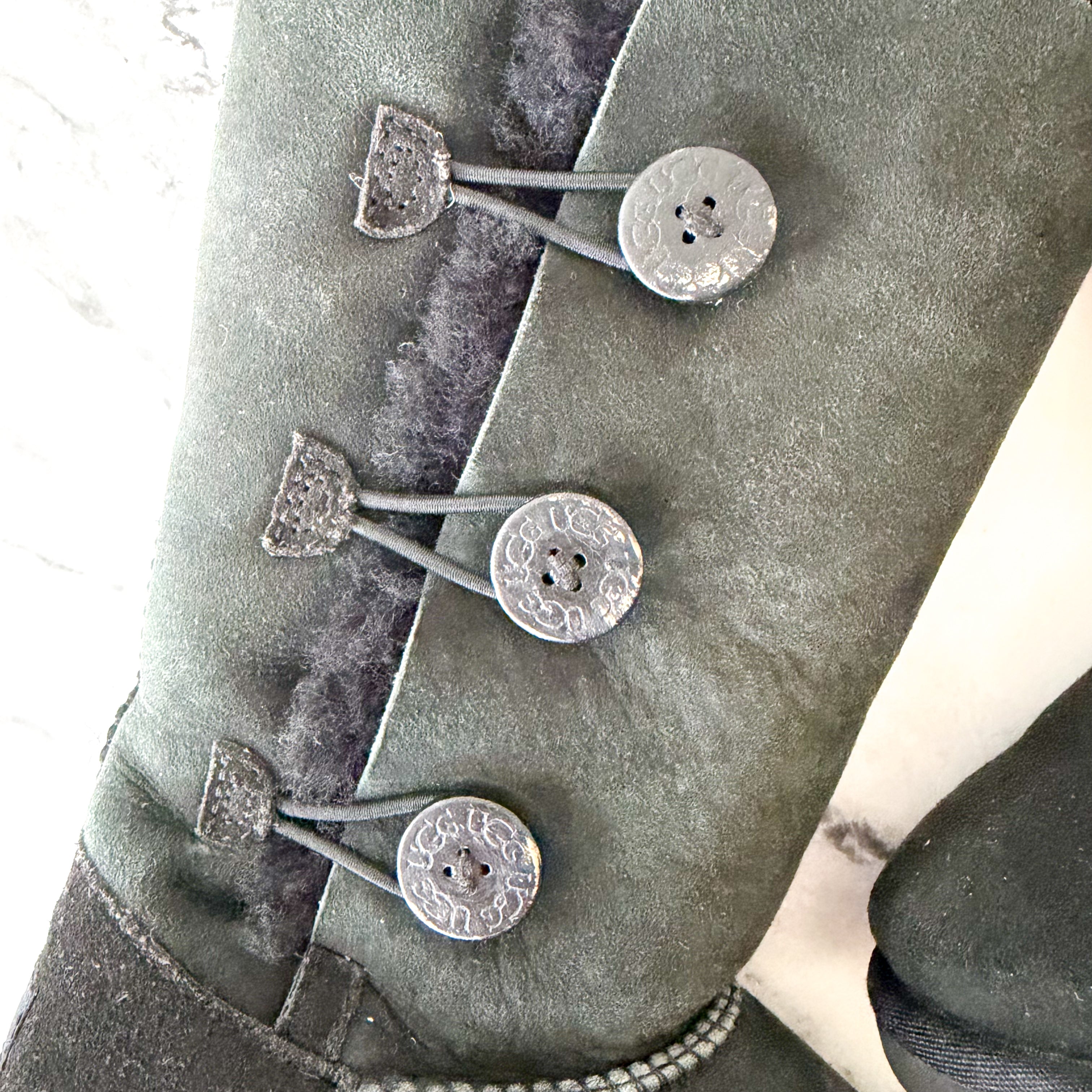 UGG Australia Black Sheepskin Bailey Button Triplet Boots | 2Y