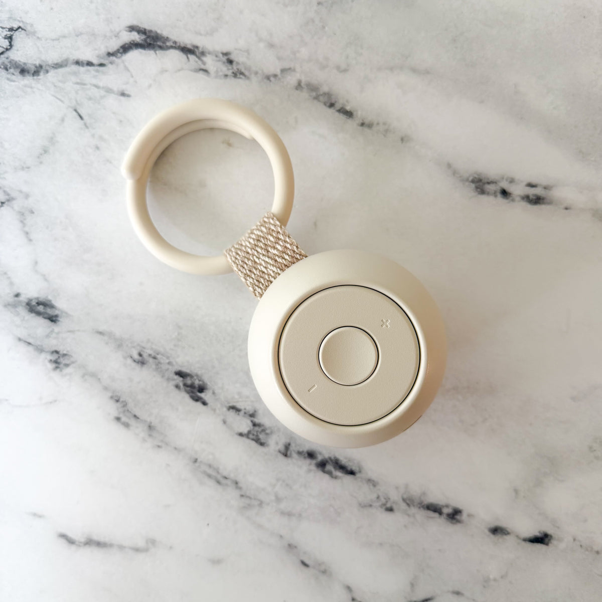 Hatch Rest Go Portable Sound Machine in Putty