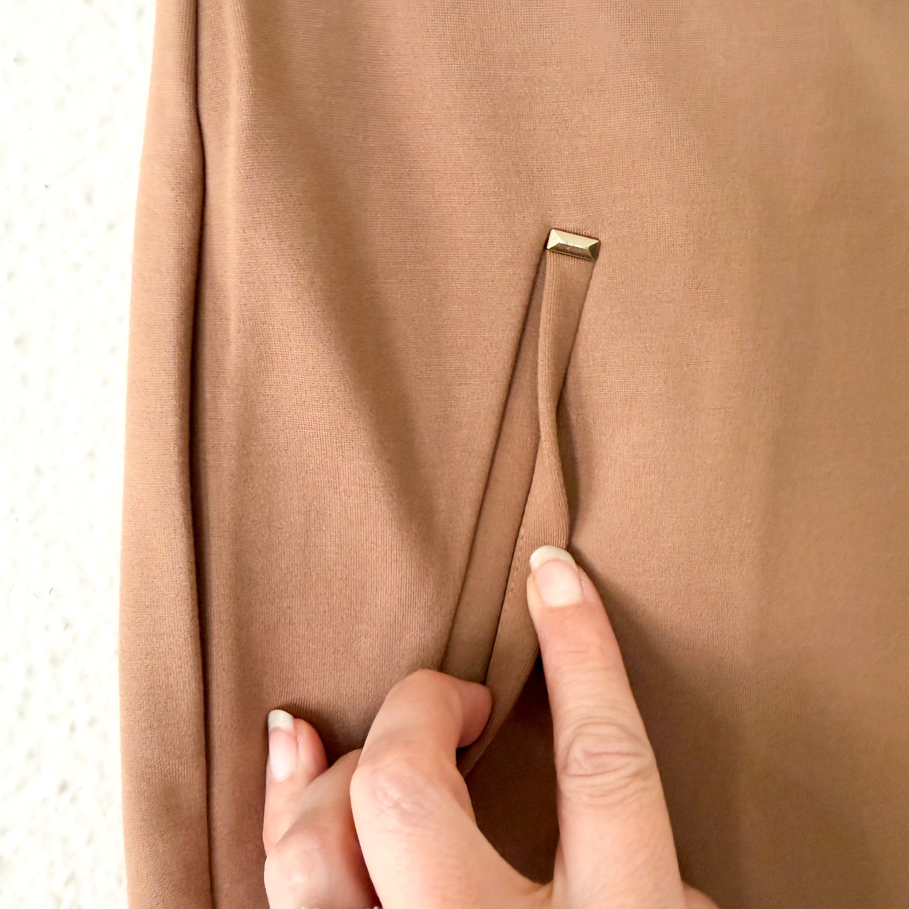 Chico's Caramel So Slimming 360 Juliet Trim Detail Ankle Slim Leg Pant | 00R