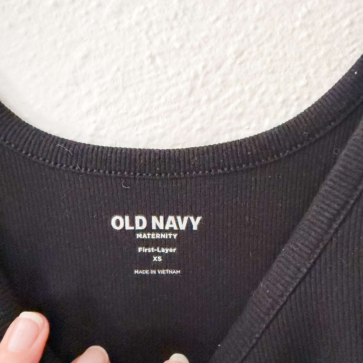 Old Navy Maternity First Layer Scoop-Neck Ribbed Tank Top in Black Jack | XS