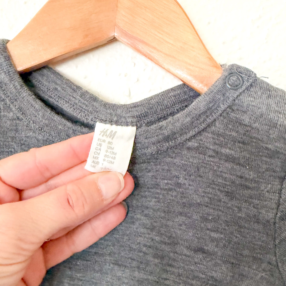 H&M 100% Washable Wool Charcoal Long Sleeve Bodysuit | 9-12m
