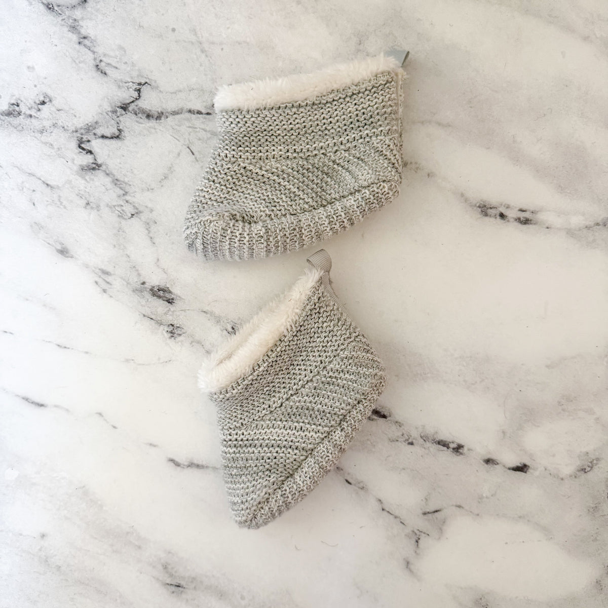 Gap Light Grey Marle Garter Knit Lined Baby Booties |3 (6-12m)