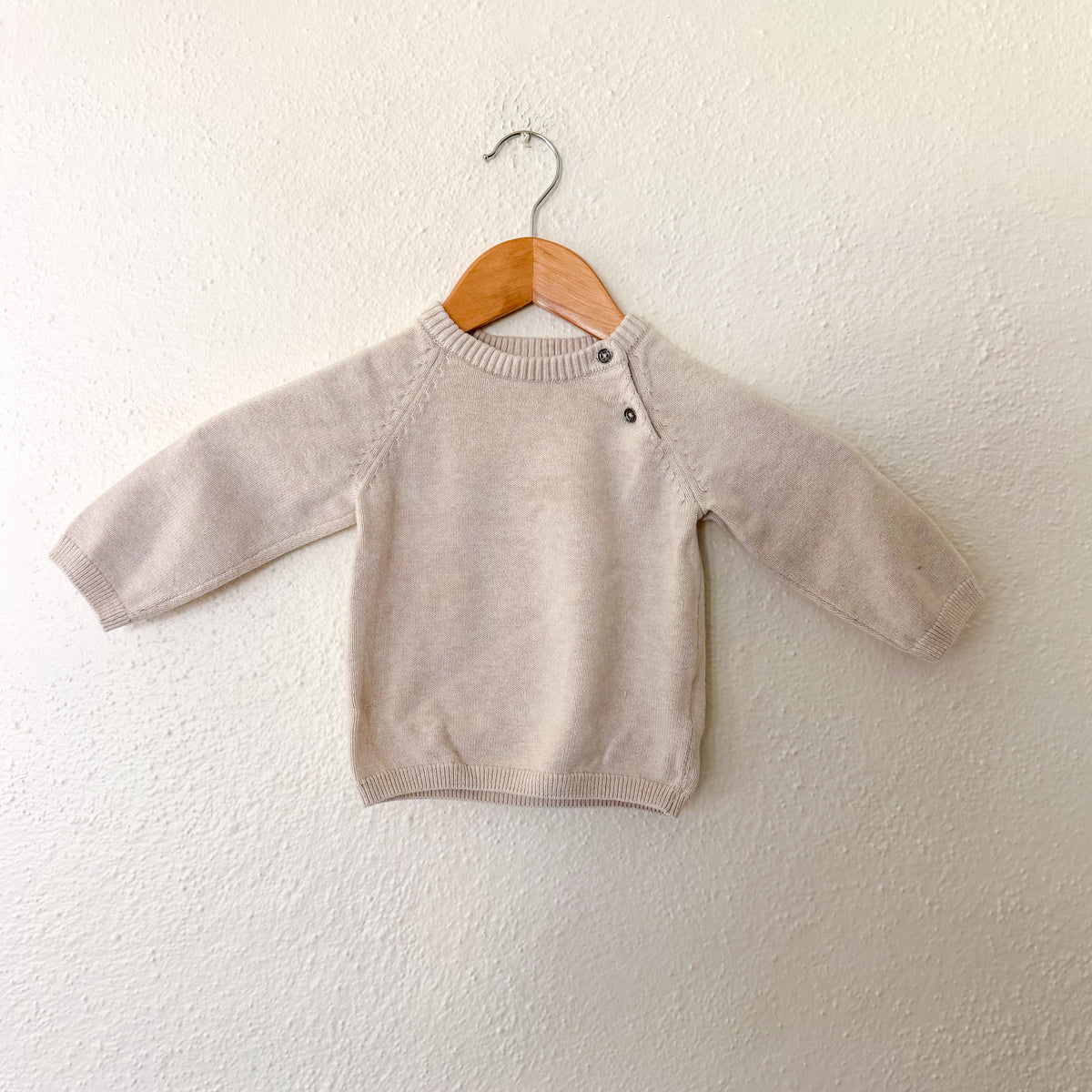 H&M Cream Shoulder Button Pull Over Sweater | 6-9m
