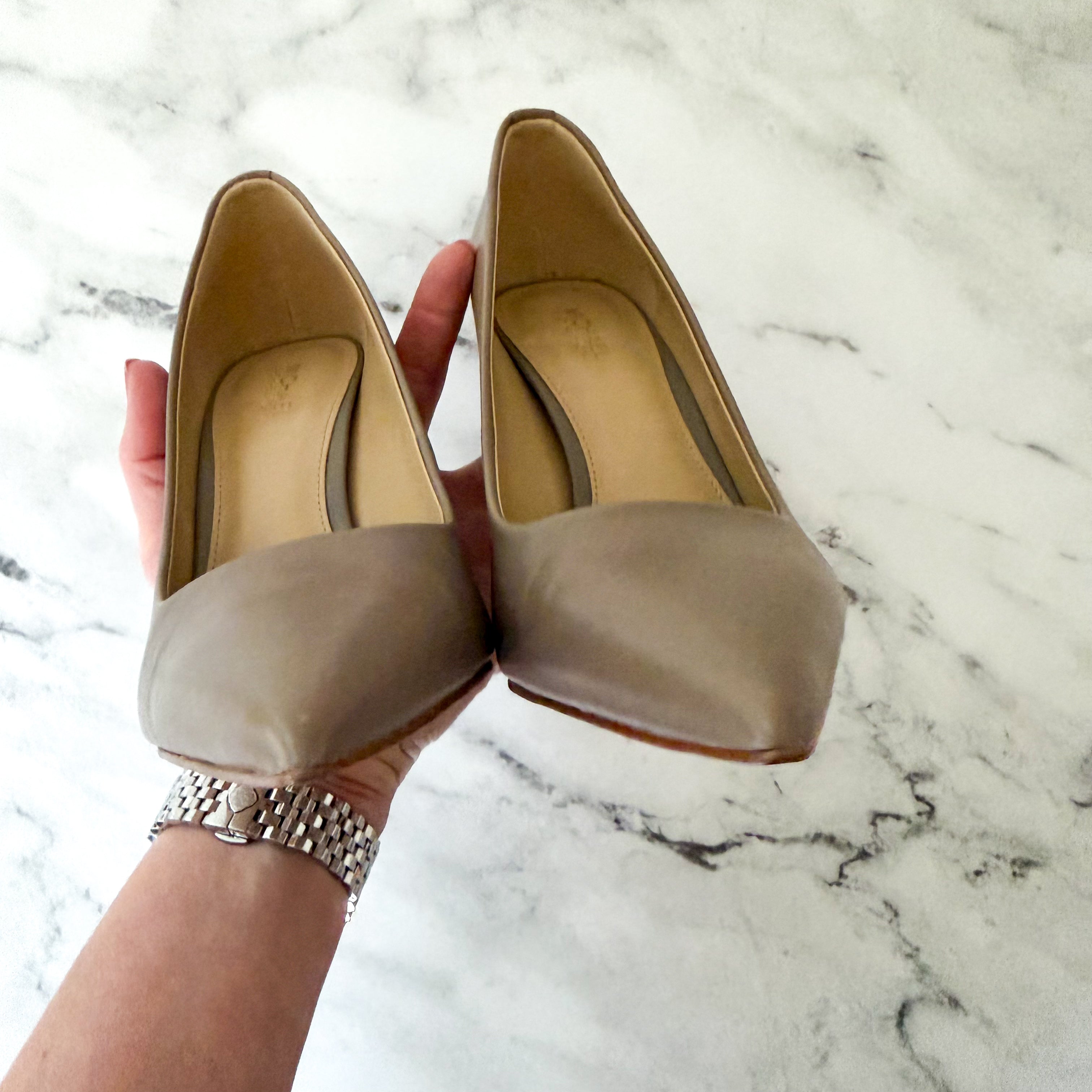 MICHAEL Michel Kors Womens Birch Amara Taupe Leather Pointed Toe Pump | 6.5