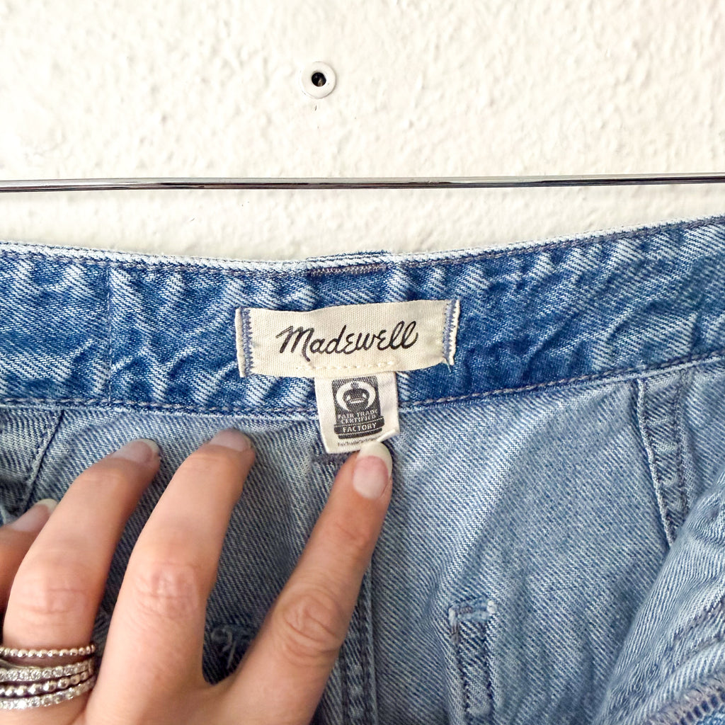 Madewell The Darted Barrel-Leg Utility Jeans in Riverbend Wash | 25