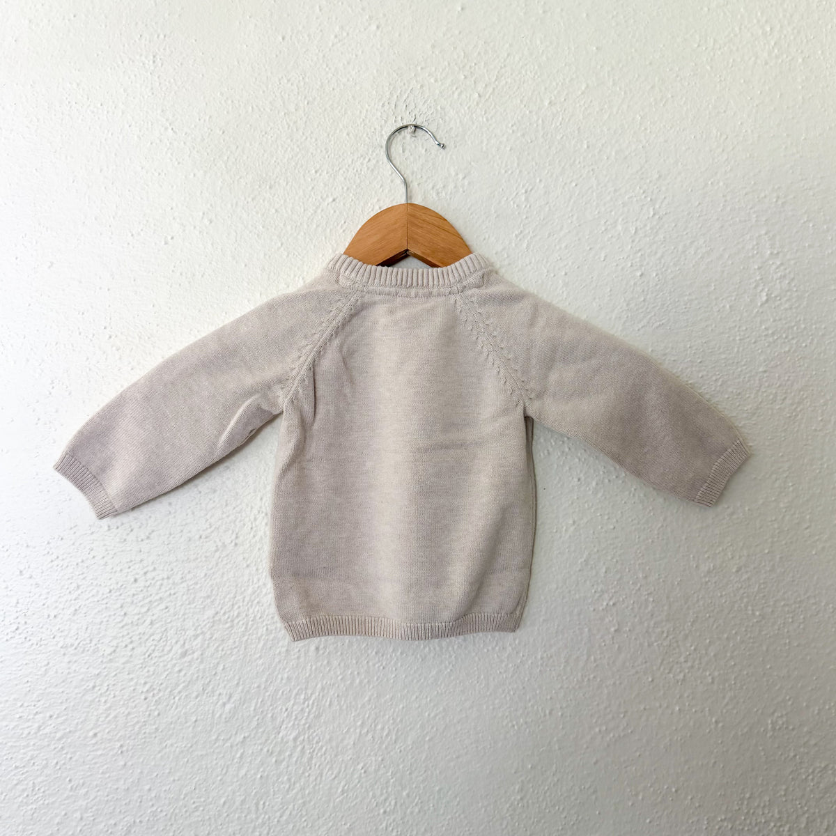 H&M Cream Shoulder Button Pull Over Sweater | 6-9m
