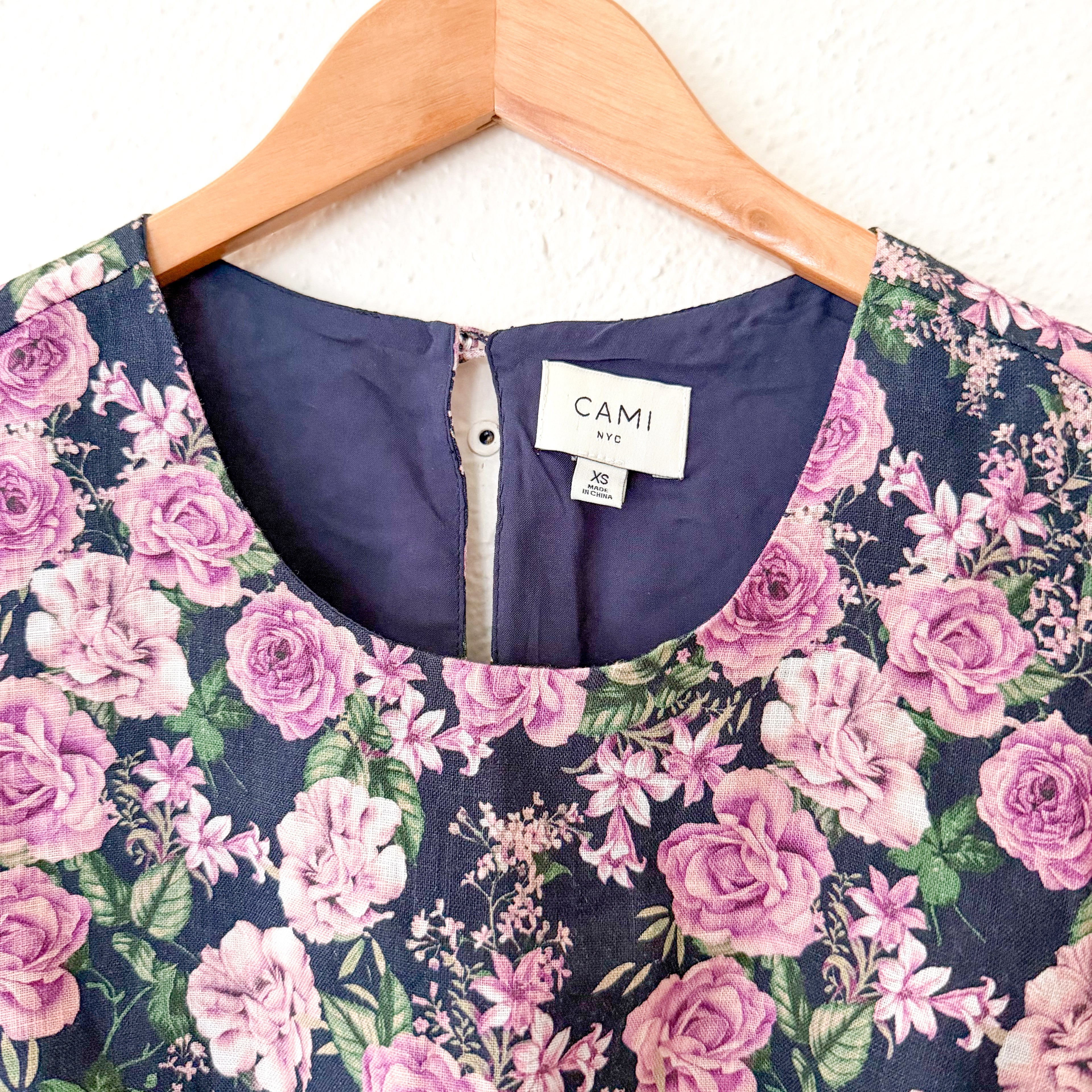 Cami NYC 100% Linen Cropped Purple Floral Puff Sleeve Blouse | XS