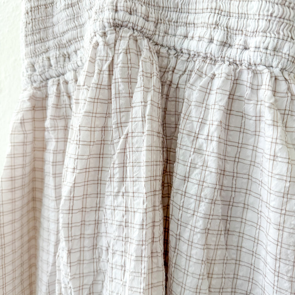 Abercrombie & Fitch Smocked Top Spaghetti Strap Maxi Dress in Neutral Windowpane | XS