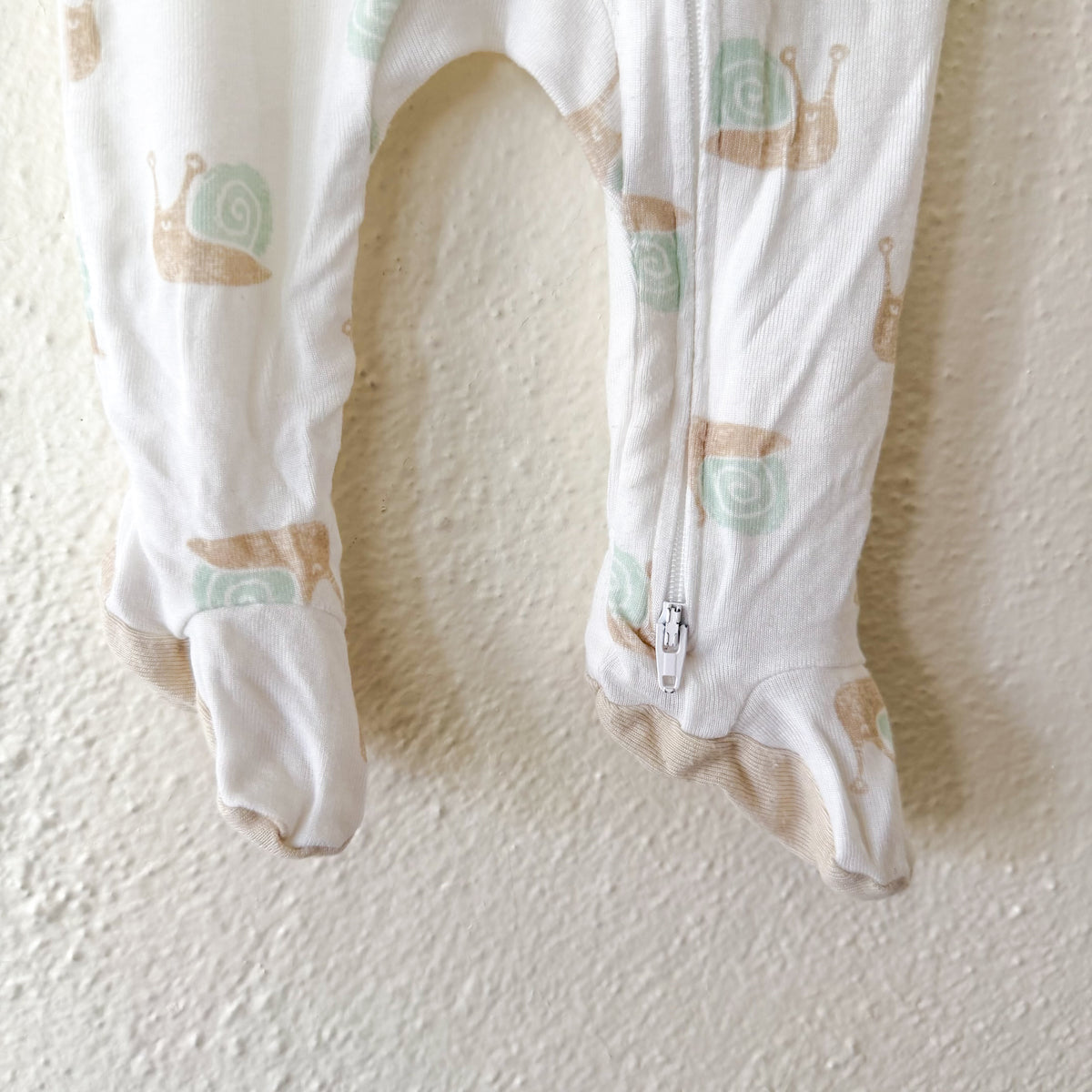 Cloud Island Cream Snails Long Sleeve 2-Way Zipper Footed Sleeper | 0-3m