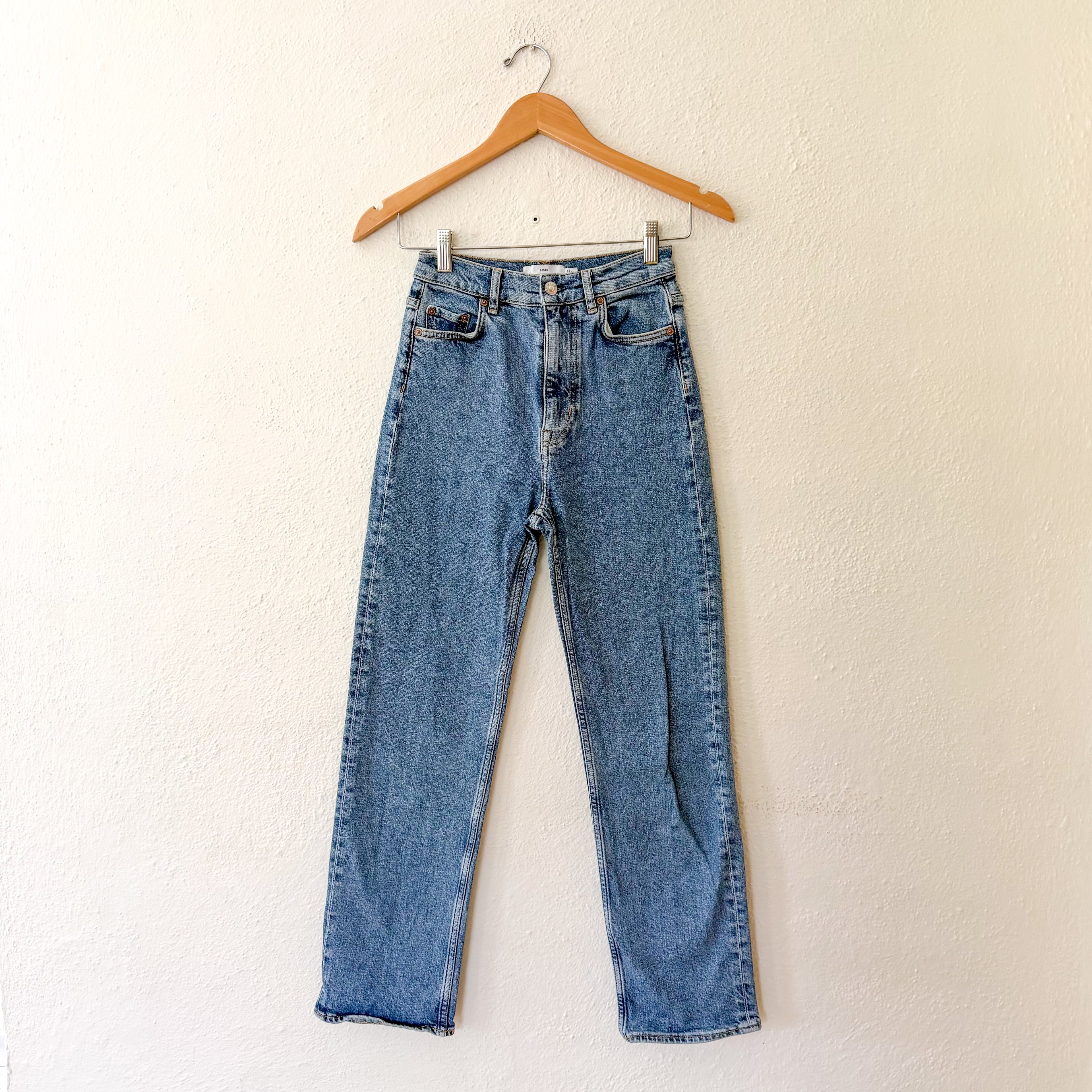 & Other Stories "Favourite Cut" Straight Leg Medium Wash Denim | 24