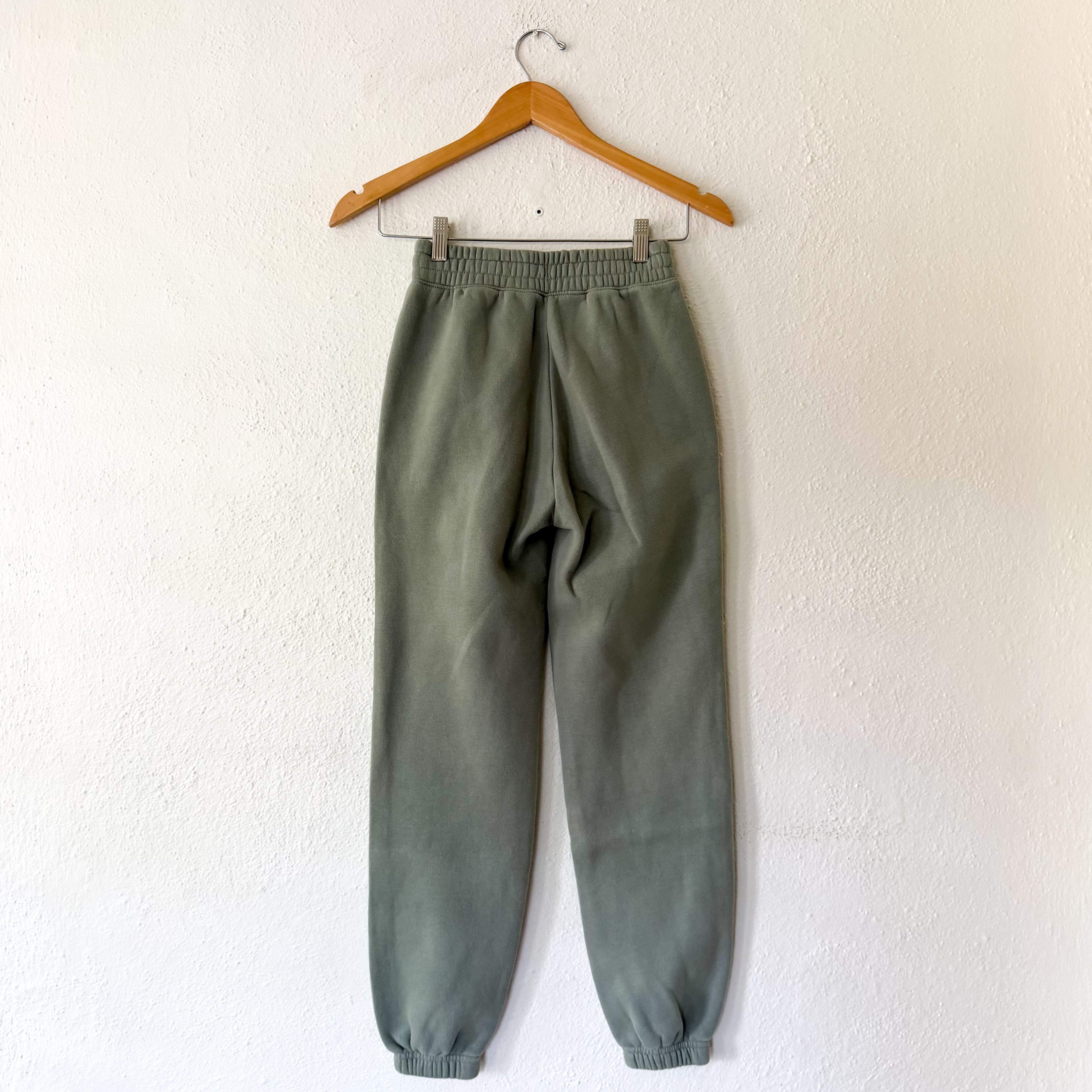 Abercombie & Fitch Sunday Sweatpant Jogger in Ocean Green | XXS