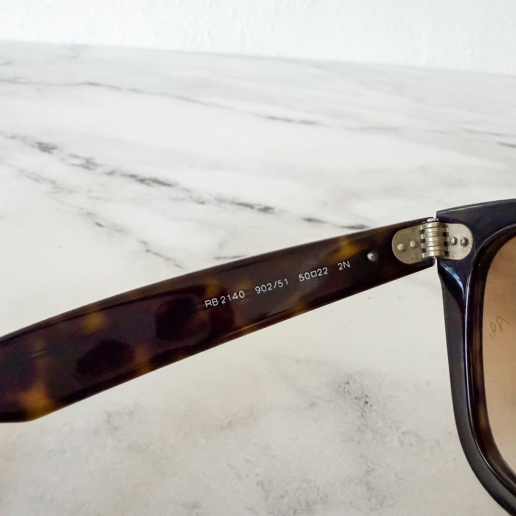 Ray-Ban Original Wayfarer Tortoise Sunglasses Light Brown Gradient