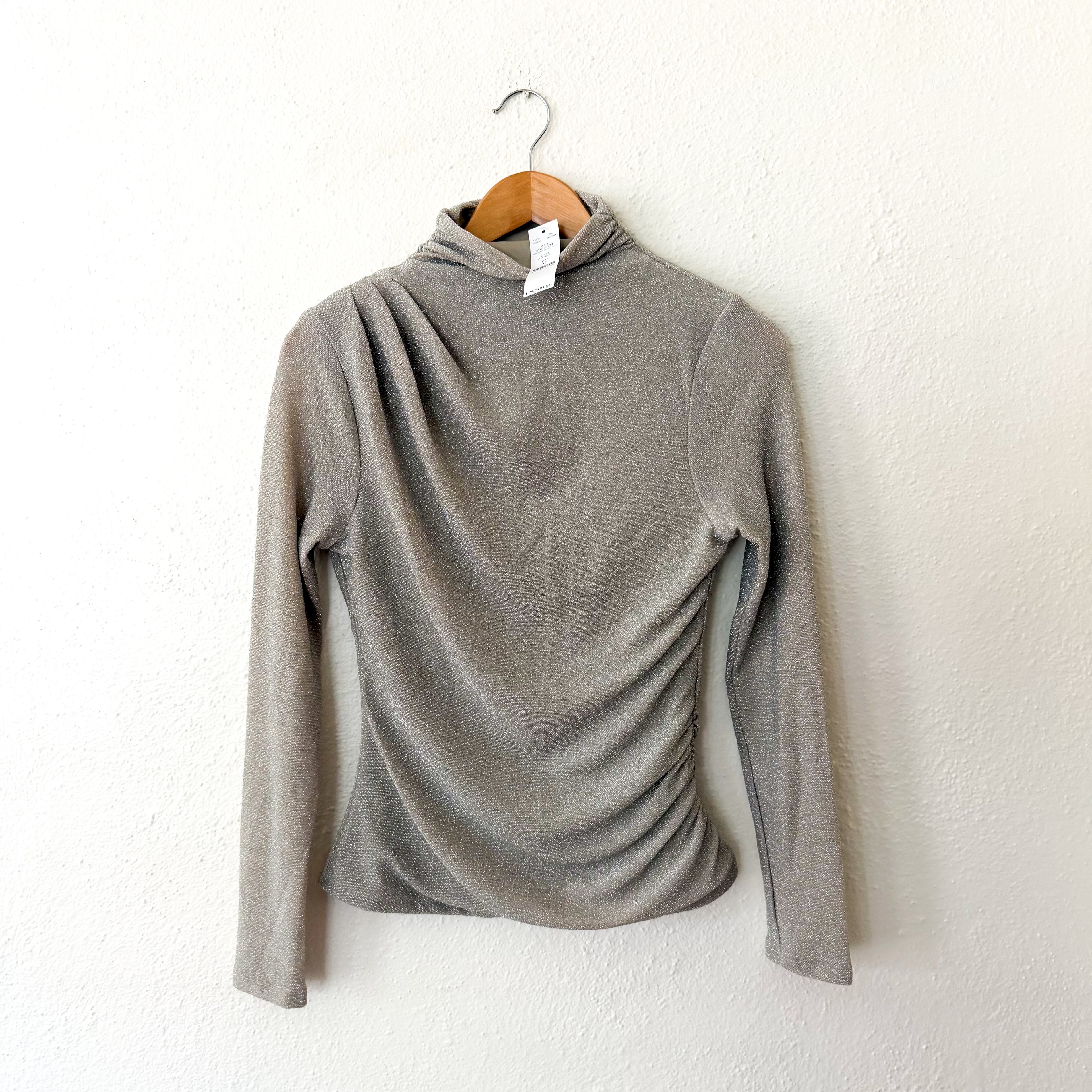 White House Black Market FORME™ Stretch Light Silver Metallic Long-Sleeve Top, sz XS