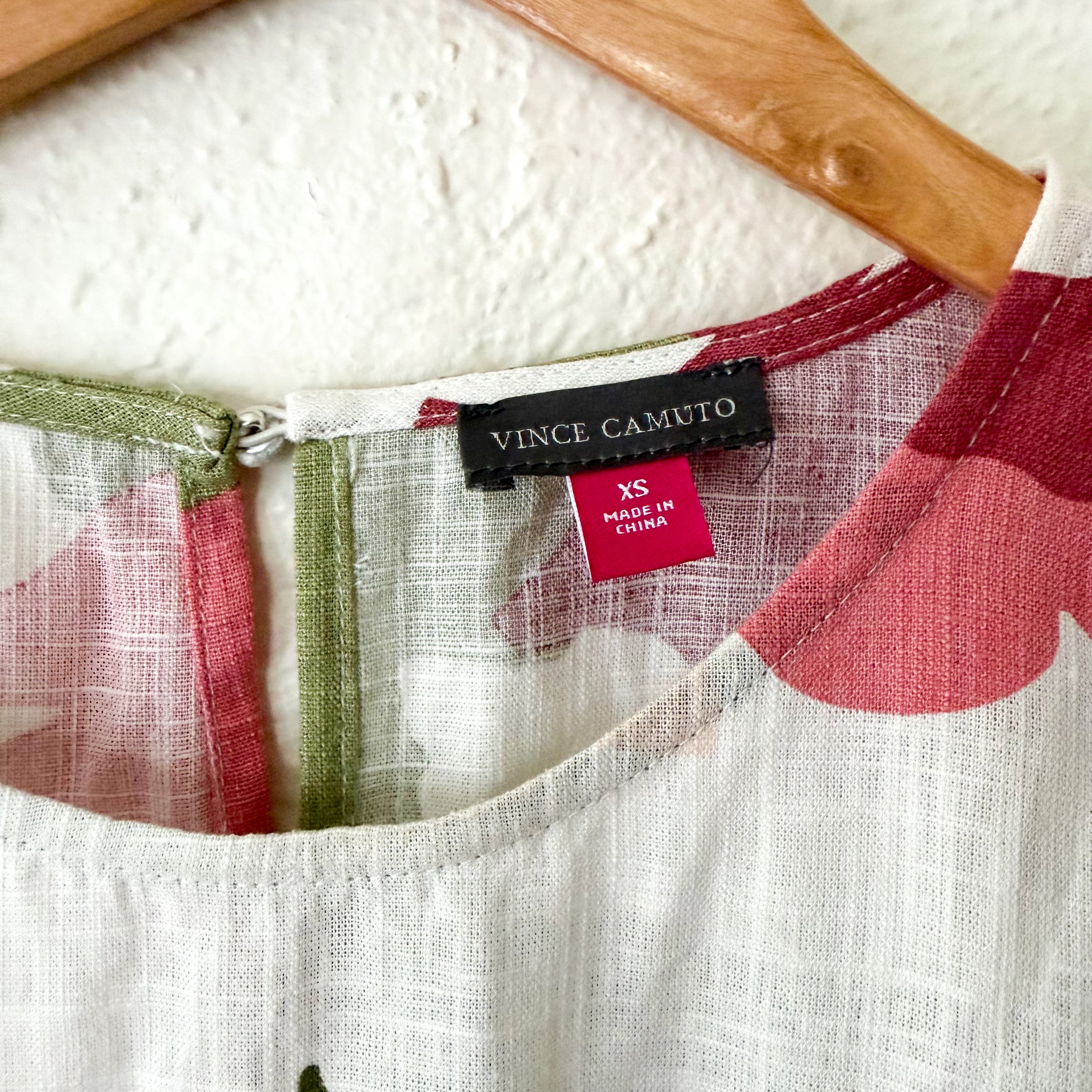 Vince Camuto Linen Blend Neutral Floral Sleeveless Blouse | XS