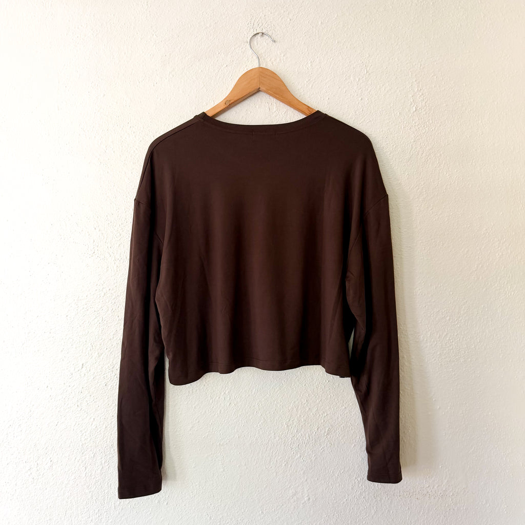 BumpSuit The Cloud Cropped Long Sleeve Tee in Chocolate | M