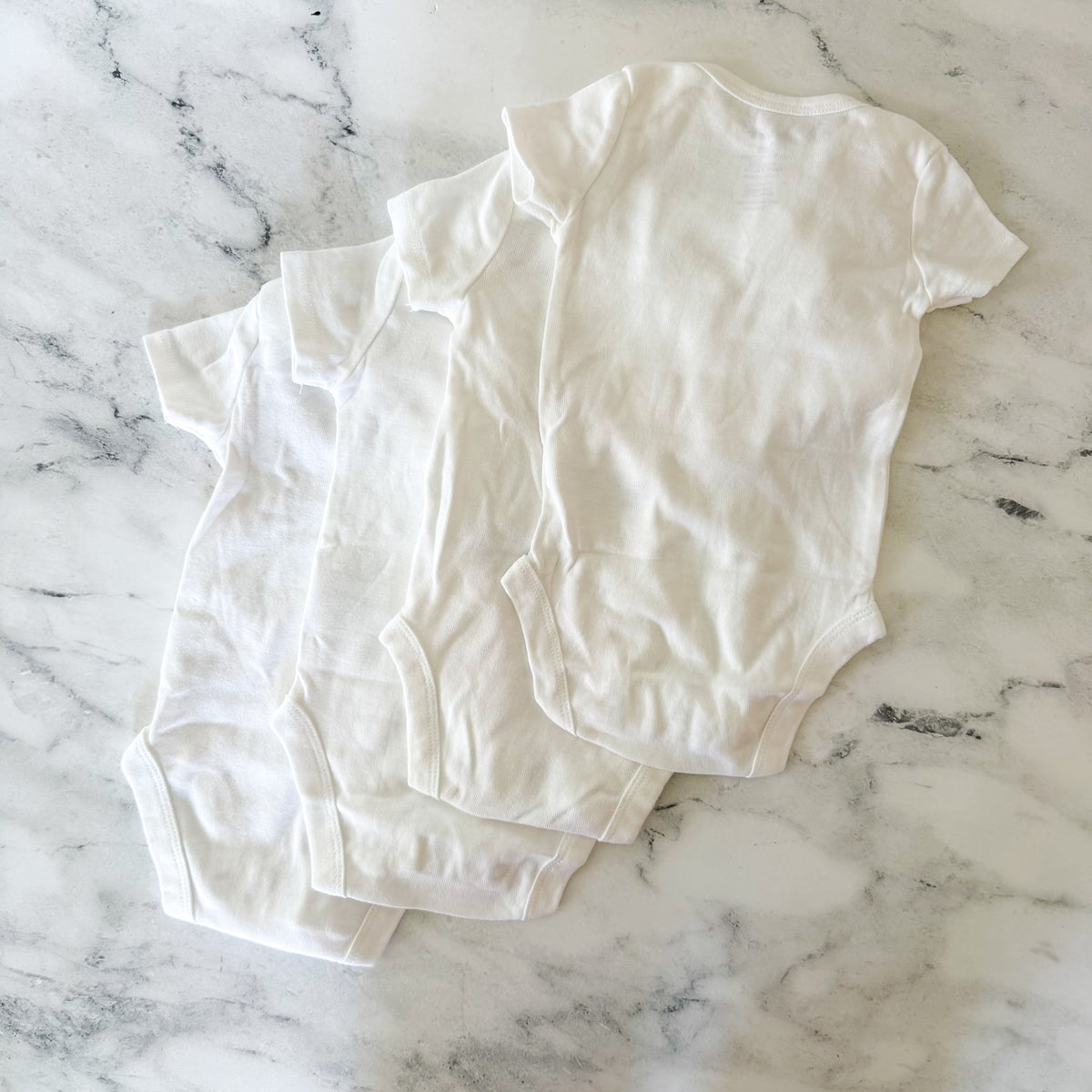 Carter's White Basics Short Sleeve Bodysuit Bundle x4 | 0-3m