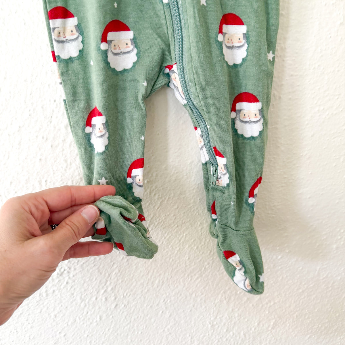 Petit Lem Organic Green Christmas Santa 2-Way Zipper Footed Sleeper | 3-6m