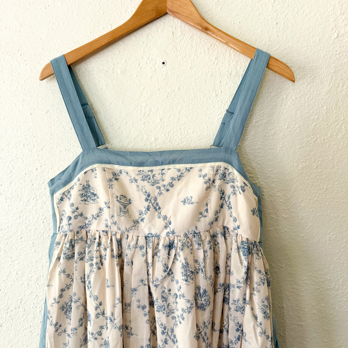 In Loom Blue & Cream Toile Empire Waist Maxi Dress | S