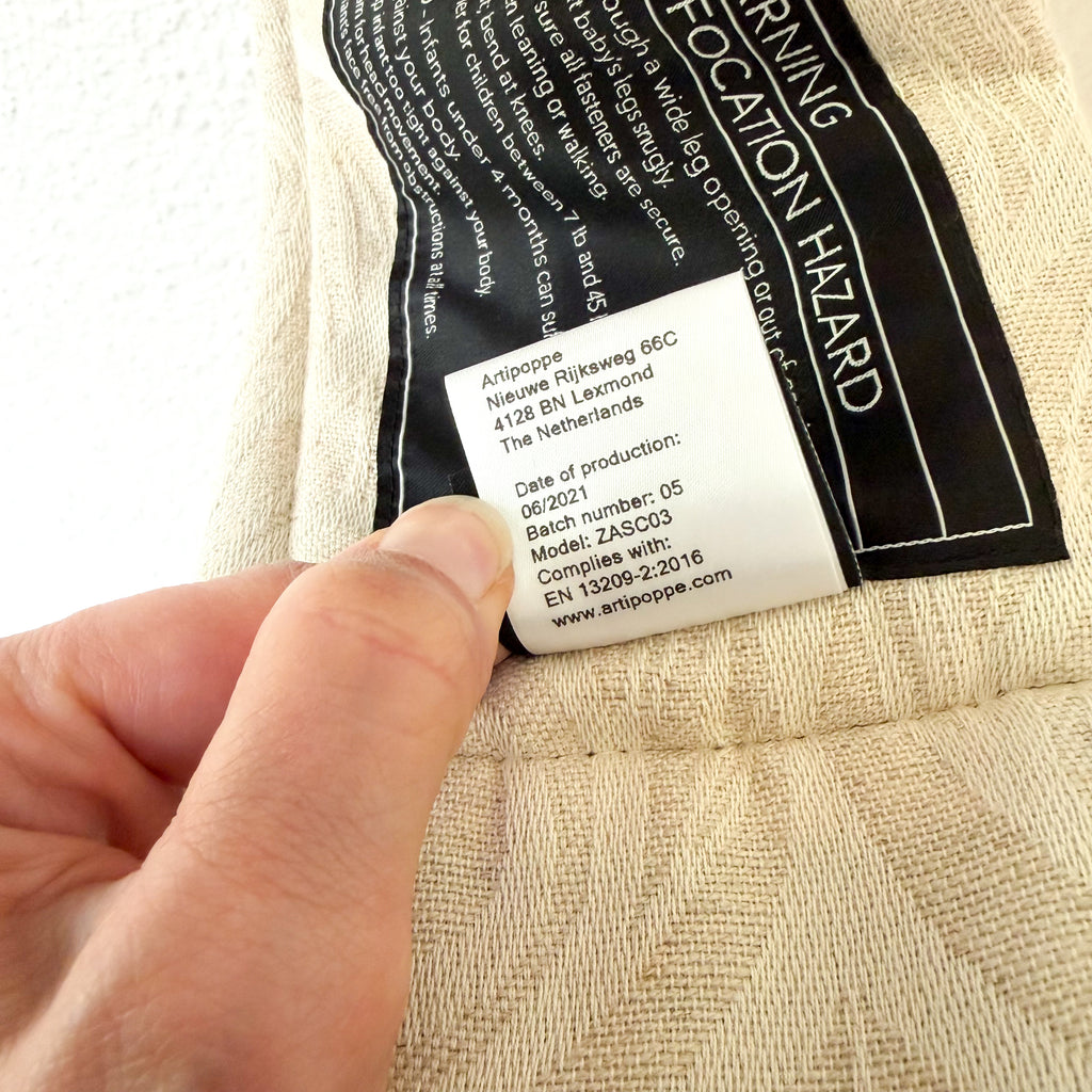 Artipoppe Zeitgeist Argus Linen Blend Carrier in Oat Cream