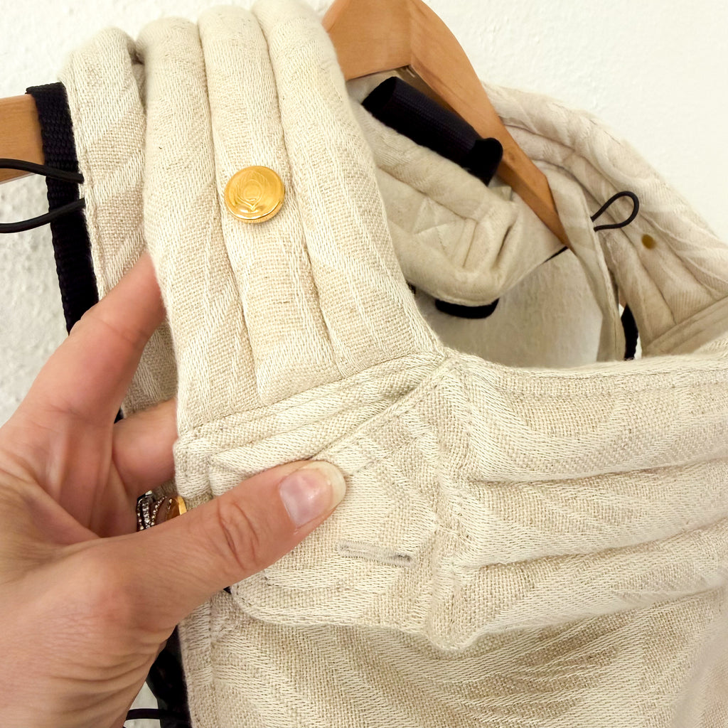 Artipoppe Zeitgeist Argus Linen Blend Carrier in Oat Cream