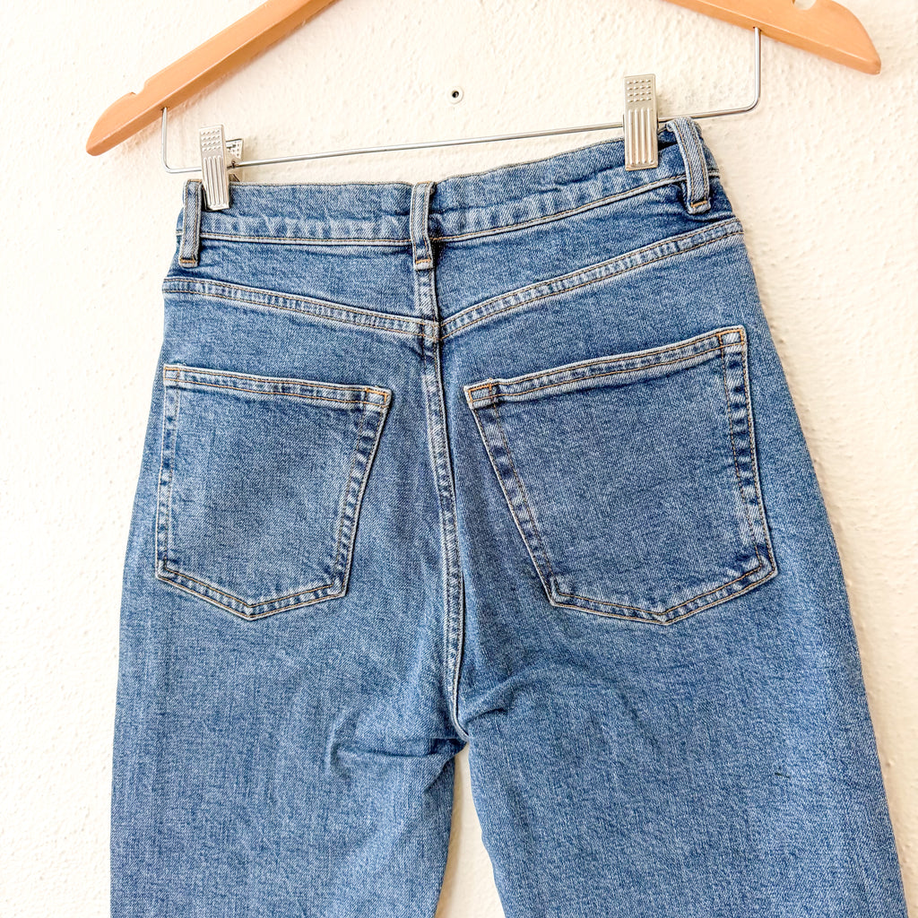 & Other Stories "Favourite Cut" Straight Leg Medium Wash Denim | 24