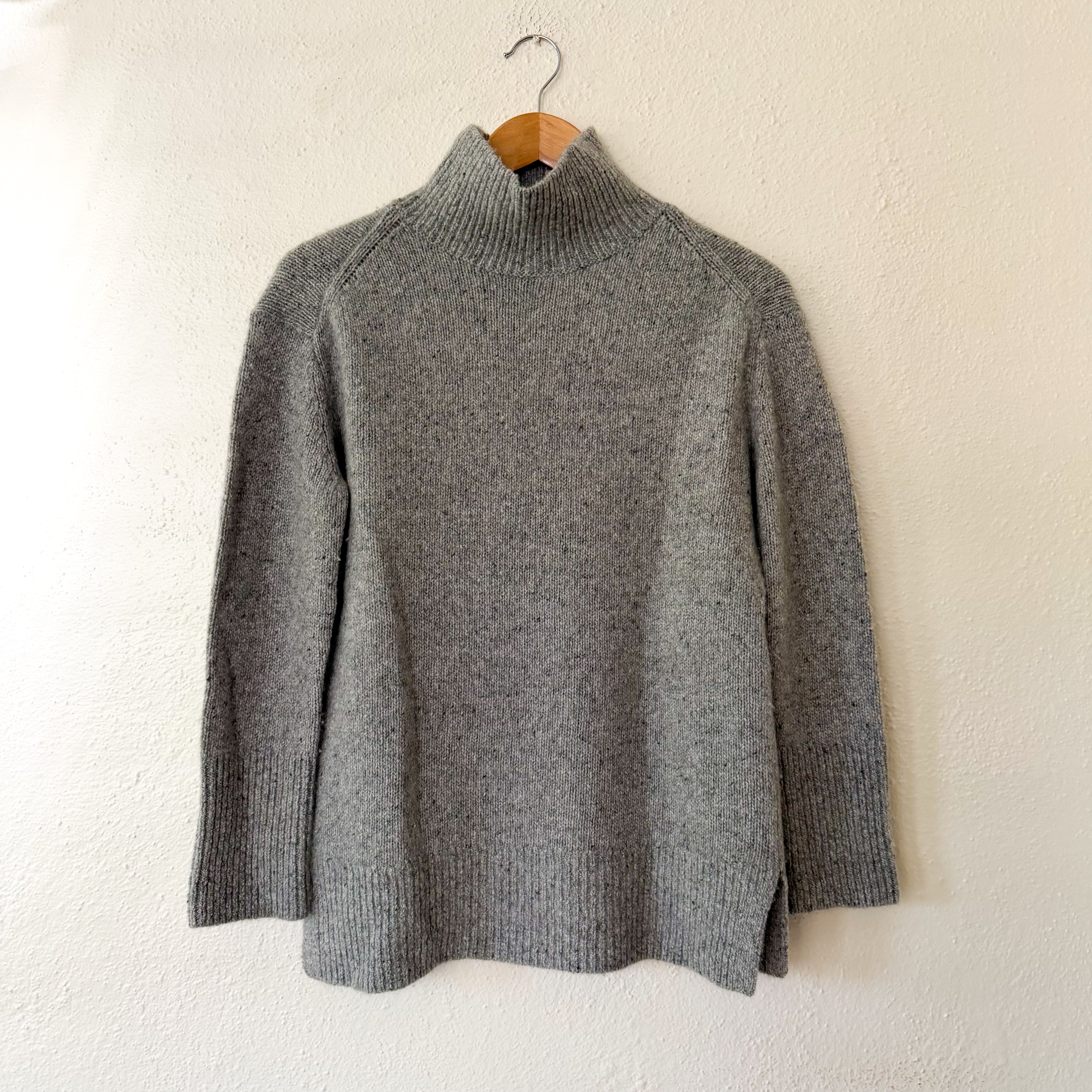 Vince 100% Cashmere Donegal Side Slit Turtleneck Sweater Heather Grey | XS