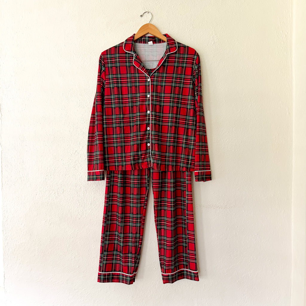 Classic Men's Red Holiday Plaid Pajama Set | M