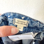 Madewell The Darted Barrel-Leg Utility Jeans in Riverbend Wash | 25