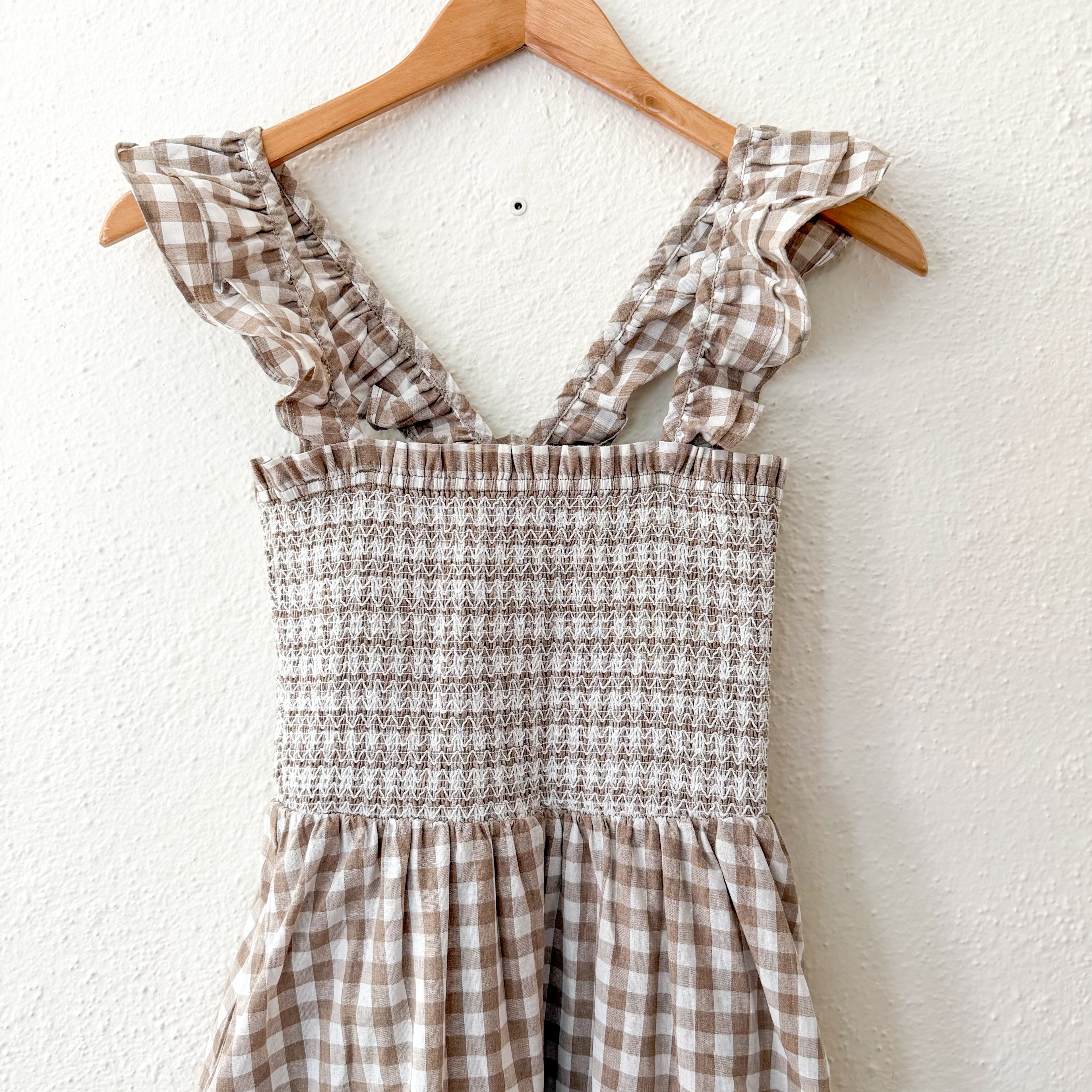 Marea by Liz Joy Sasco Midi Dress in Smocked Tan Dune Gingham | XS