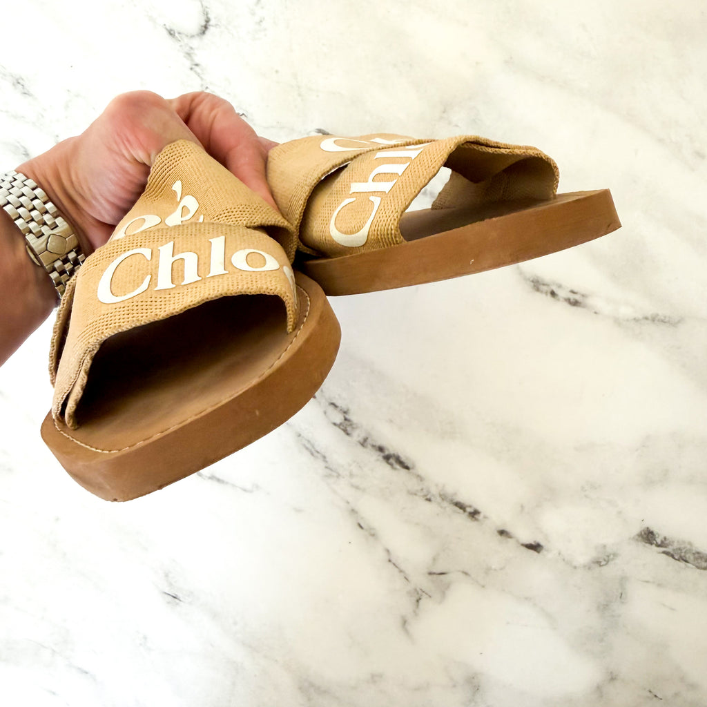 Chloé Woody Flat Logo Tan White Ribbon Slide Sandals, sz 37/6.5