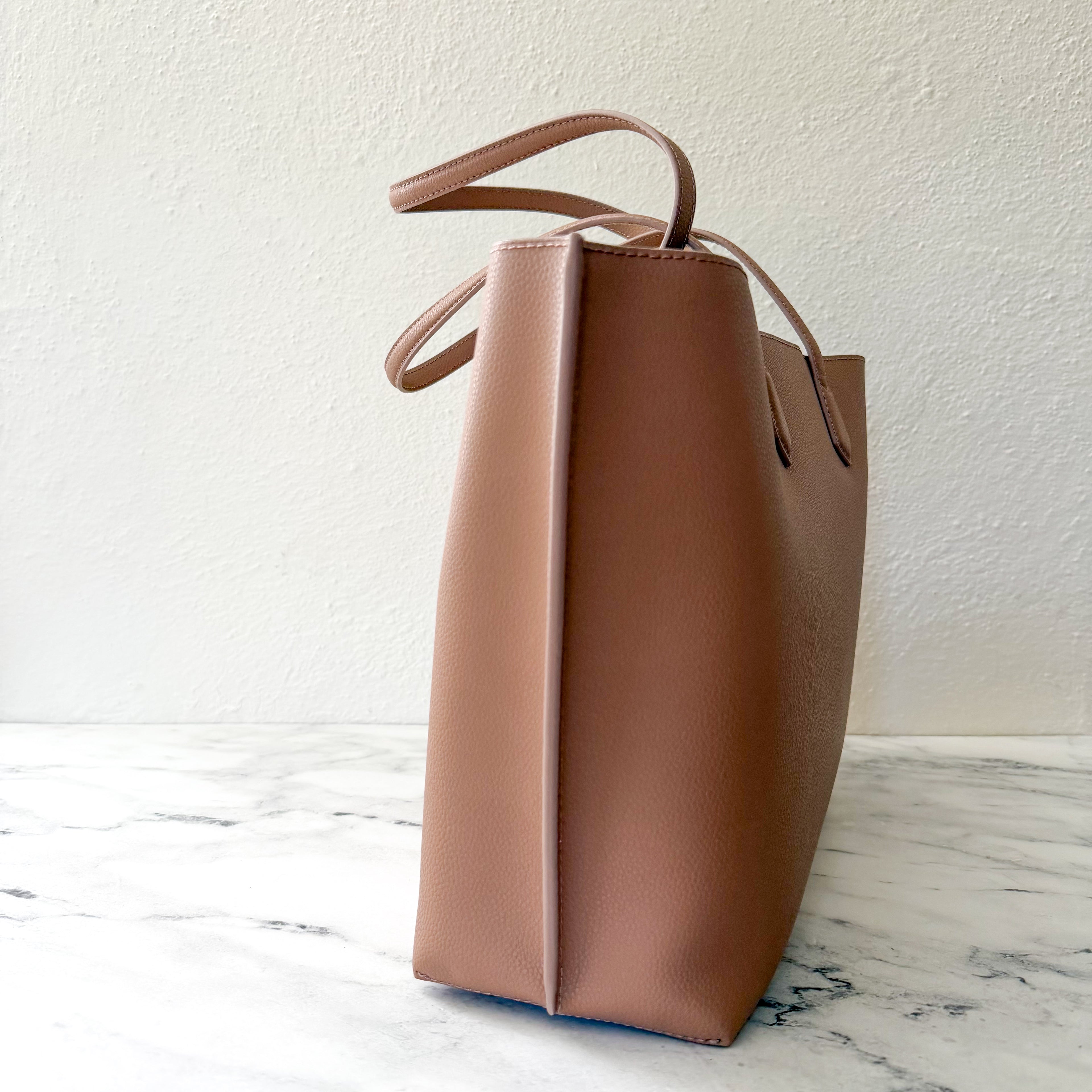 Quince Italian Leather Triple Compartment Shopper Tote in Cappuccino