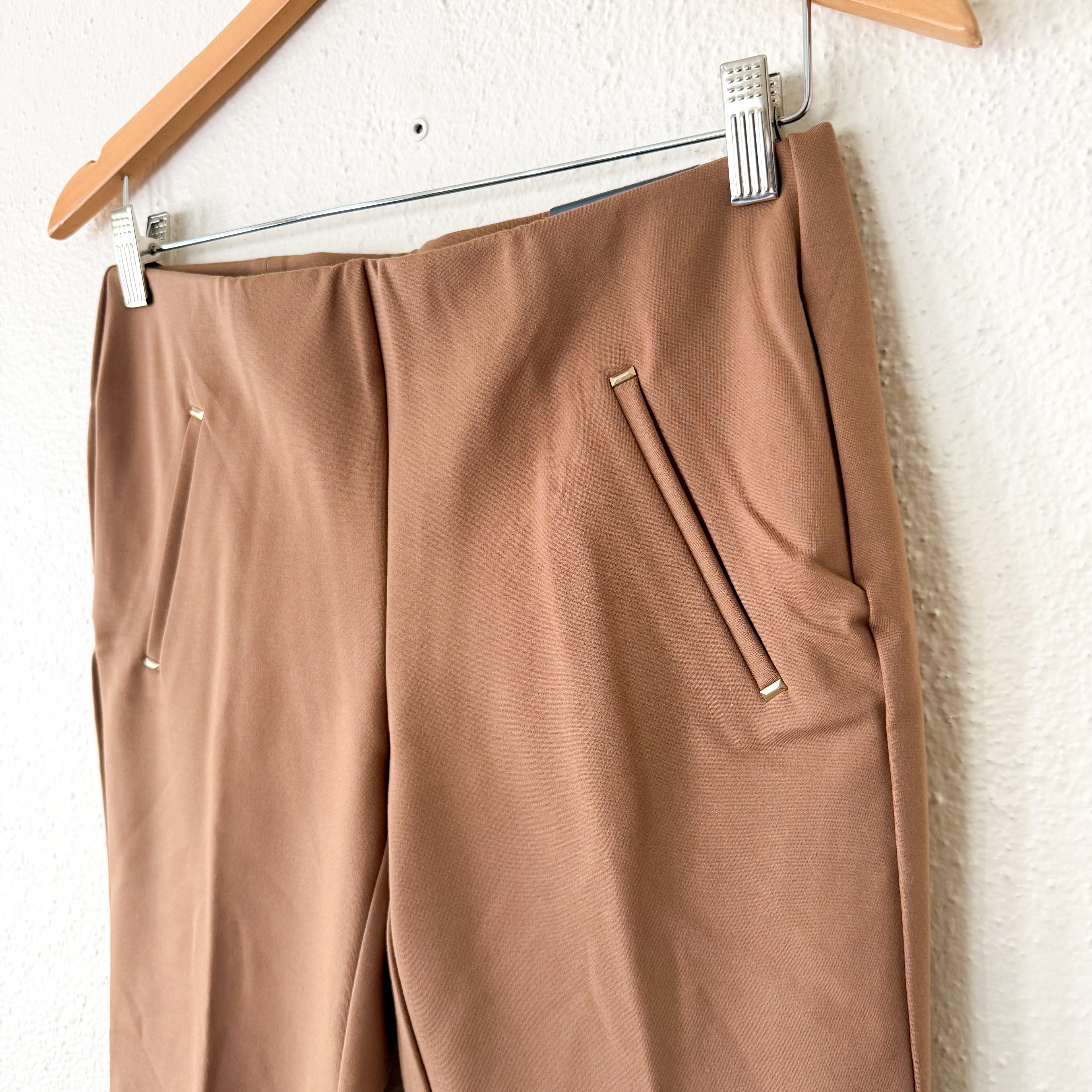 Chico's Caramel So Slimming 360 Petite Juliet Trim Detail Ankle Slim Leg Pant | 00P