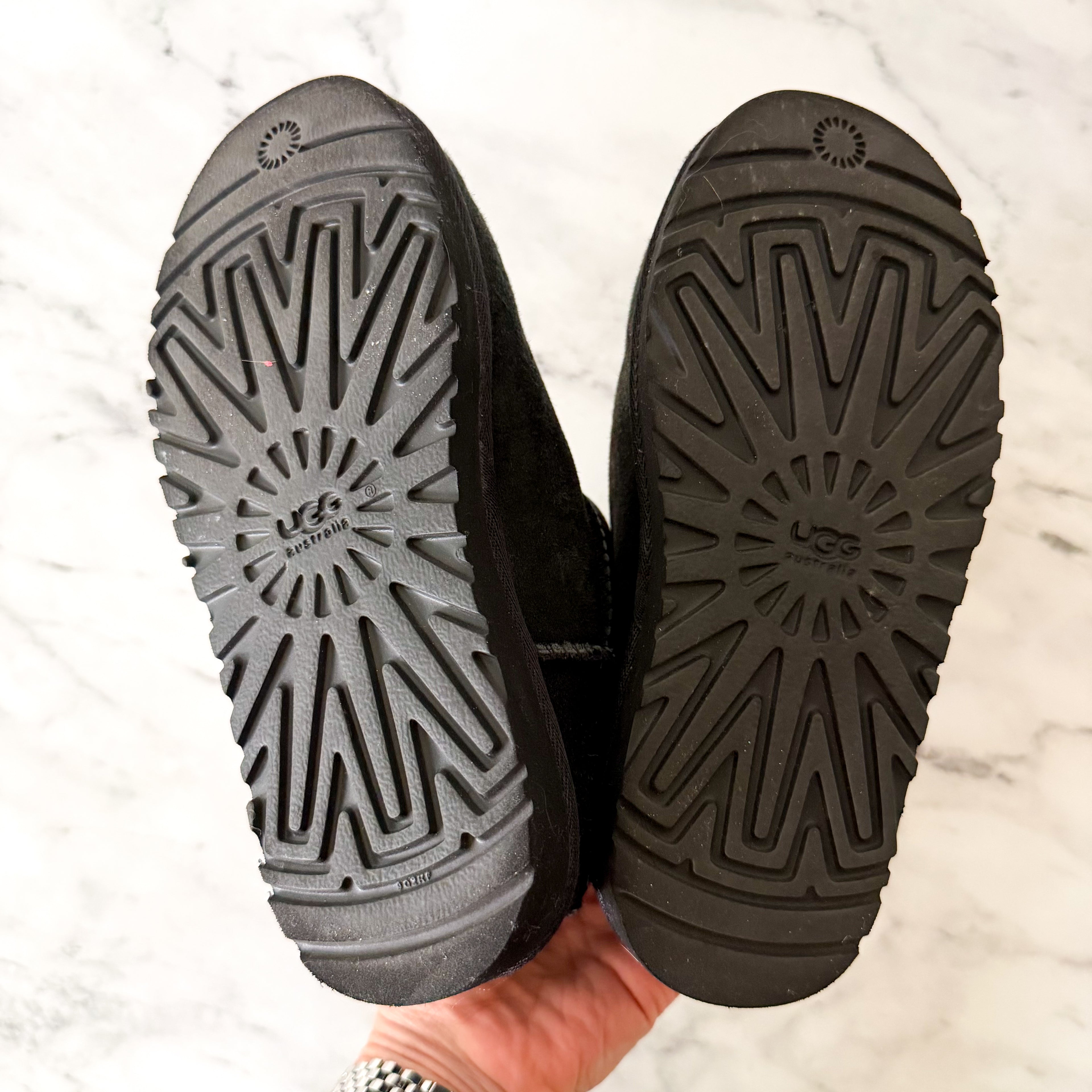 UGG Australia Black Sheepskin Bailey Button Triplet Boots | 2Y
