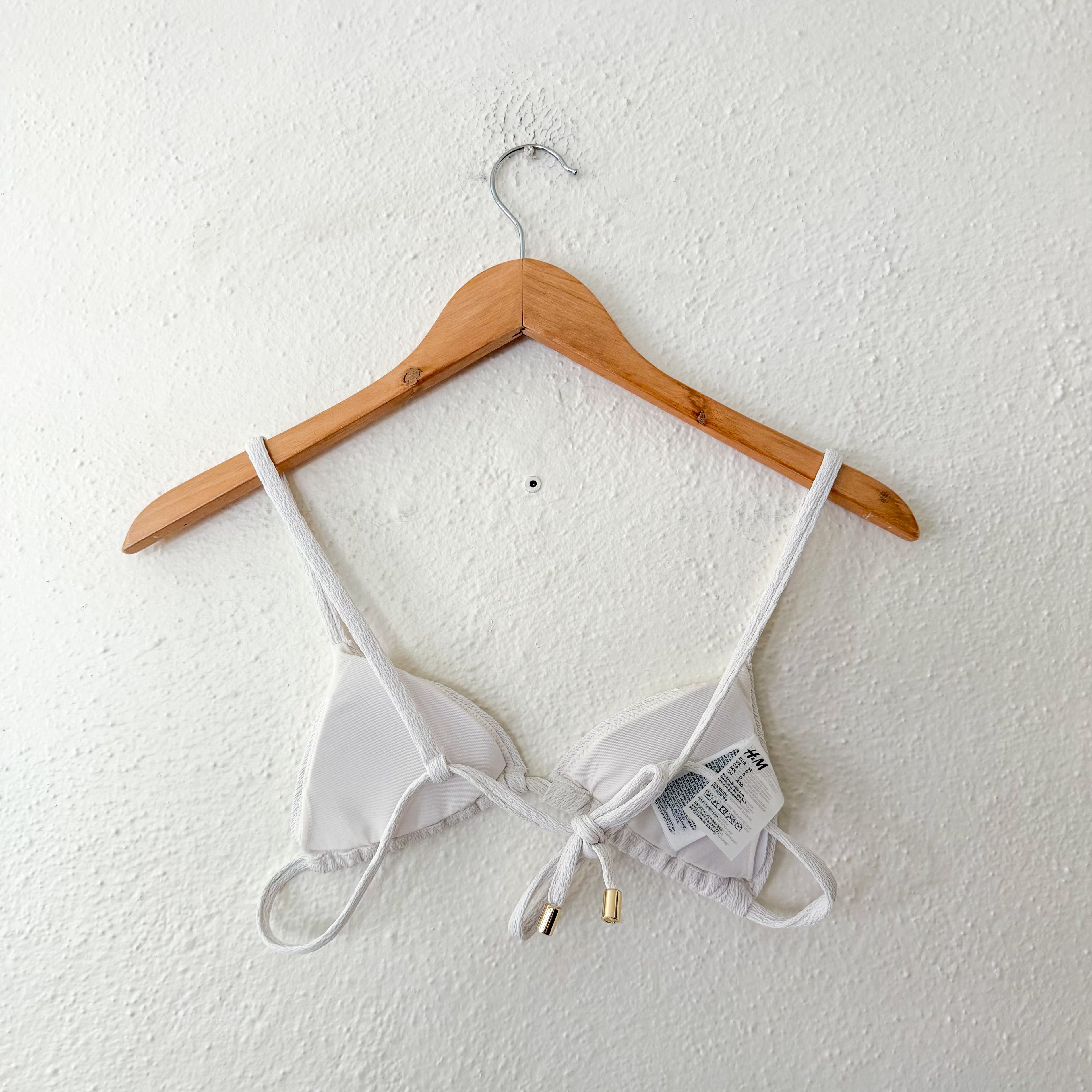 H&M White Textured Fabric Triangle Bikini Top | XS