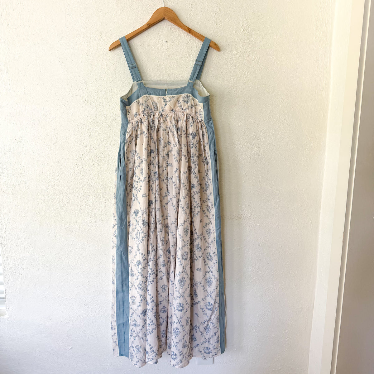 In Loom Blue & Cream Toile Empire Waist Maxi Dress | S